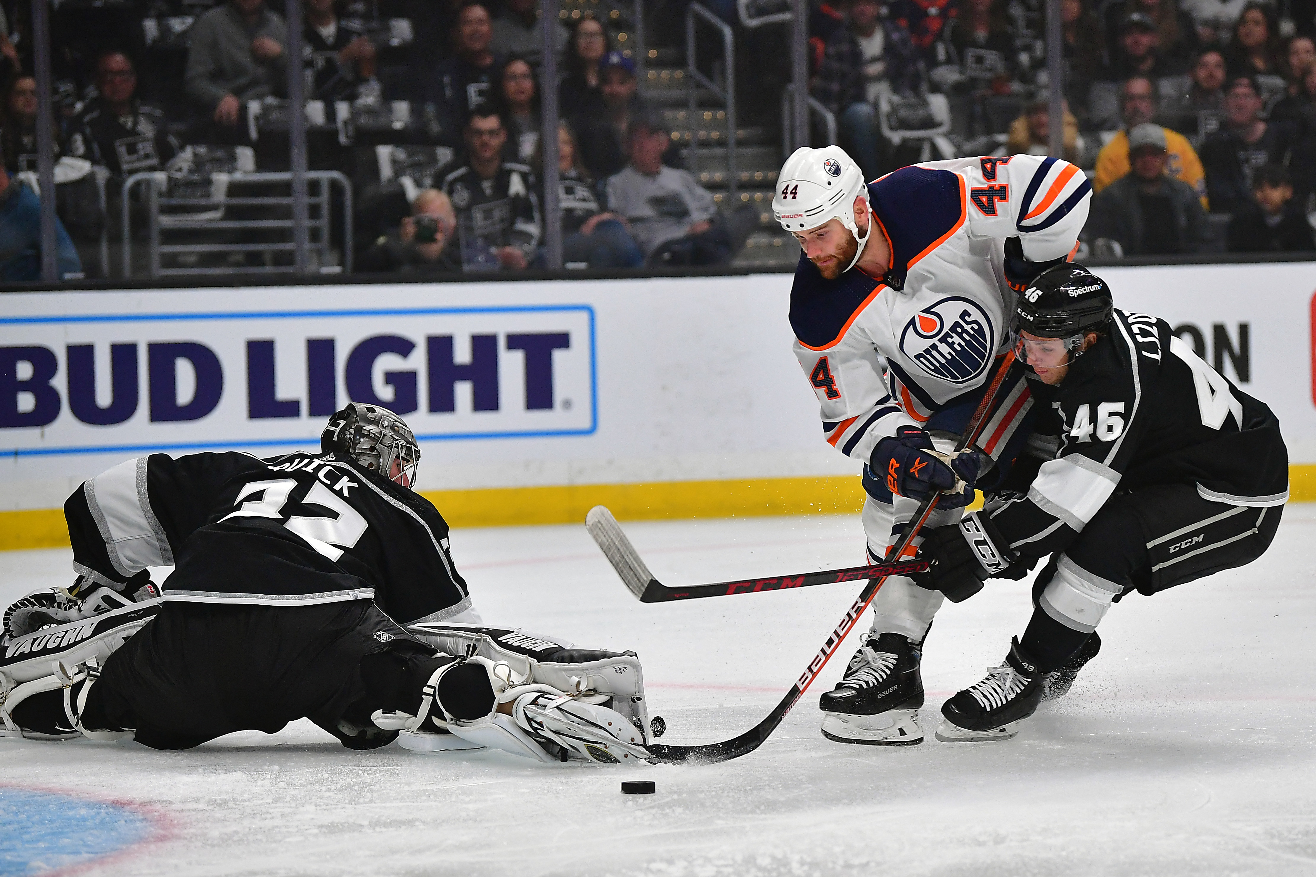 Is Jonathan Quick starting tonight against Edmonton Oilers? May 14