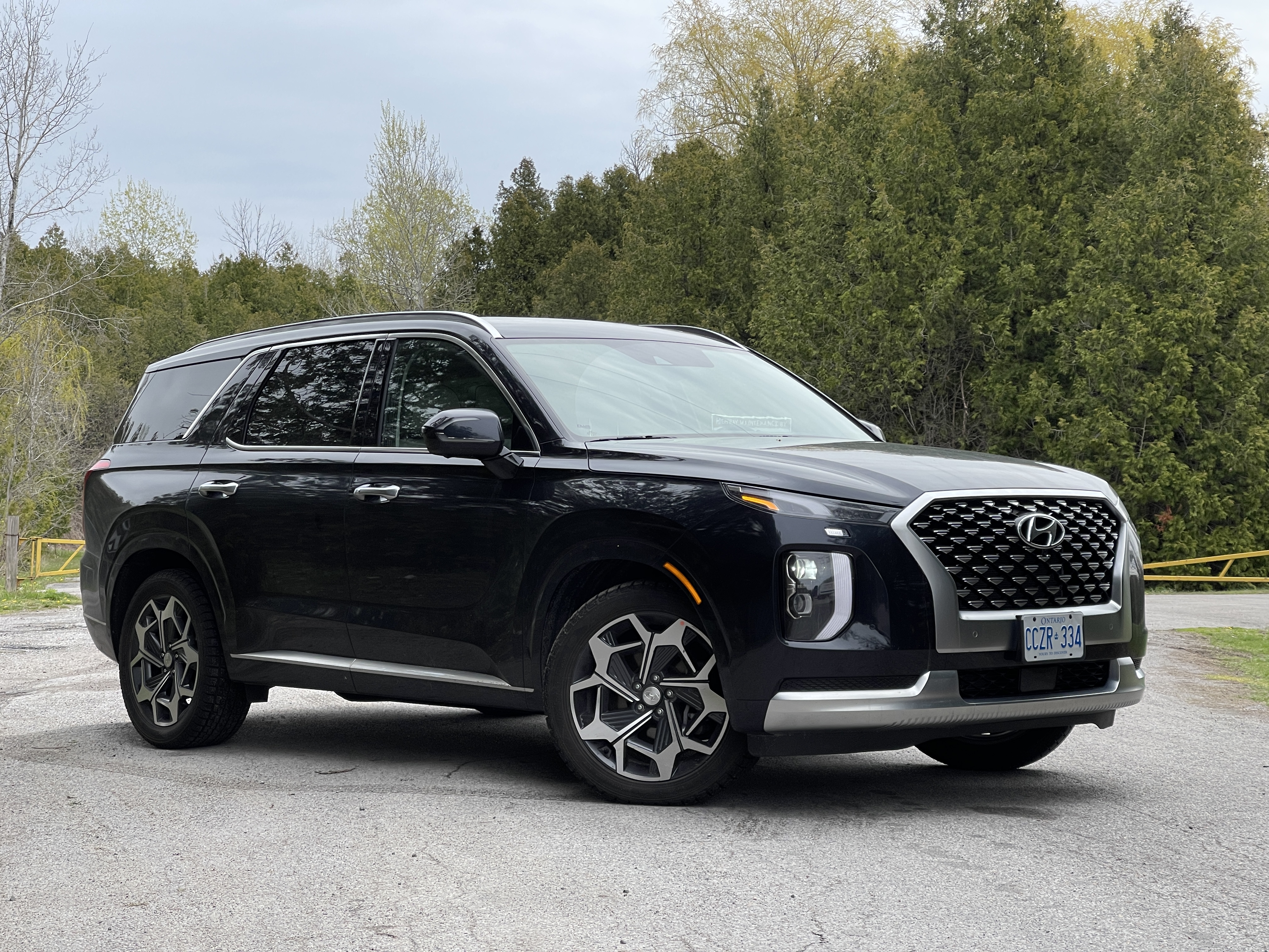 Review: The 2021 Kia Telluride vs. the 2021 Hyundai Palisade: Which SUV  gives you better value for money? - The Globe and Mail