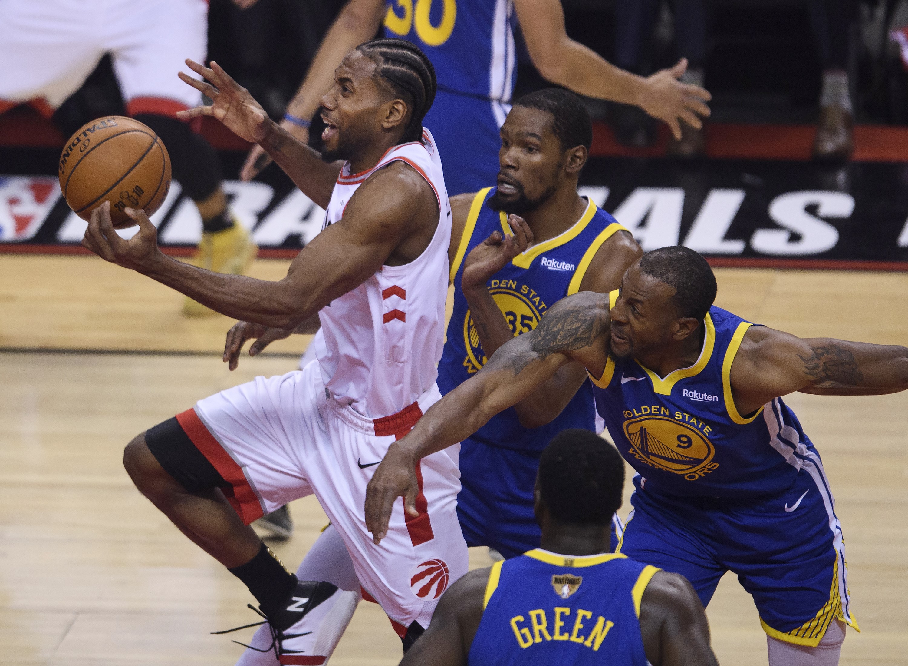 In Photos: Excitement, Frustration On And Off The Court As Raptors Lose ...