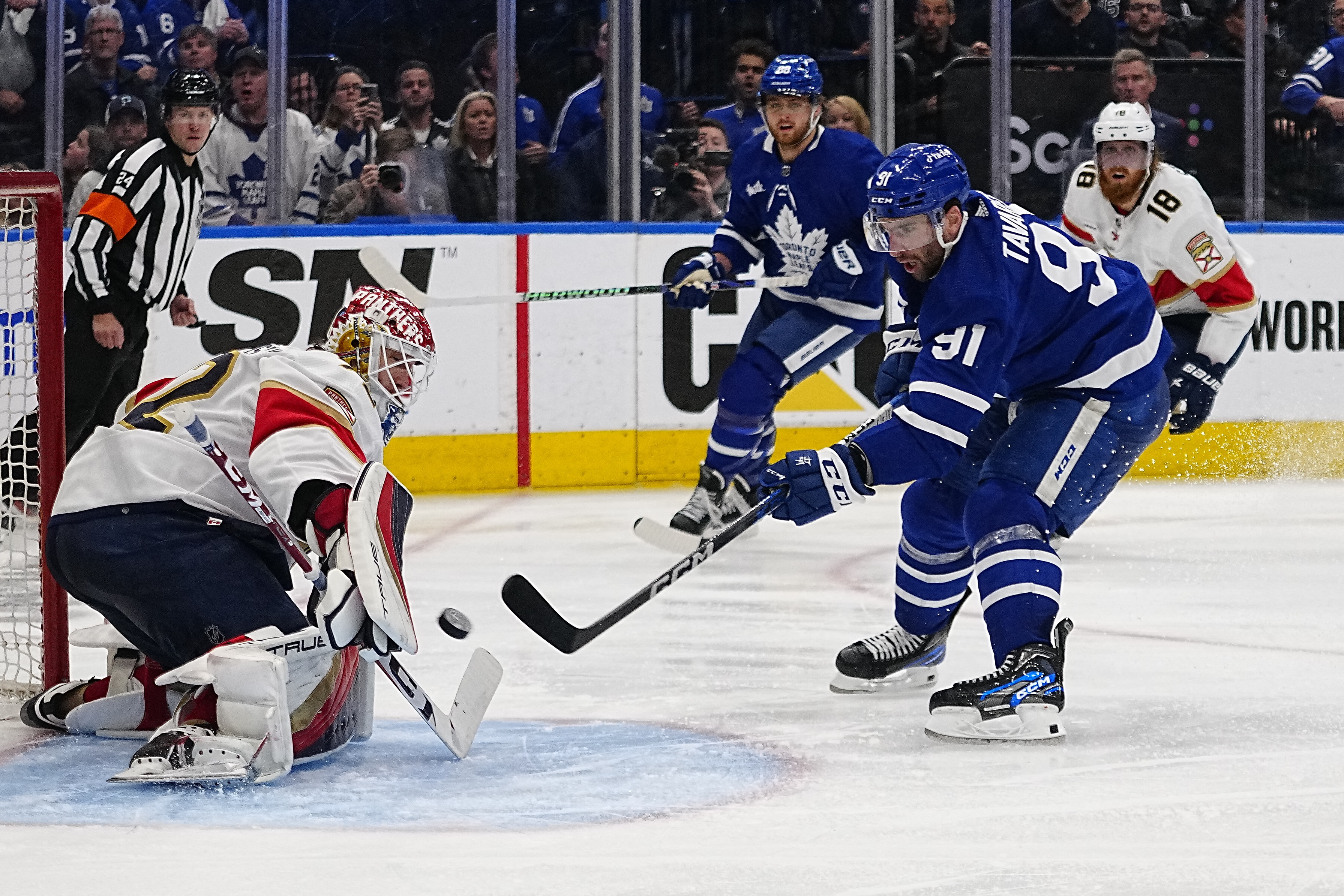 The NHL stiffed Canada with extended break in Maple Leafs, Panthers series  before Game 3 - The Globe and Mail