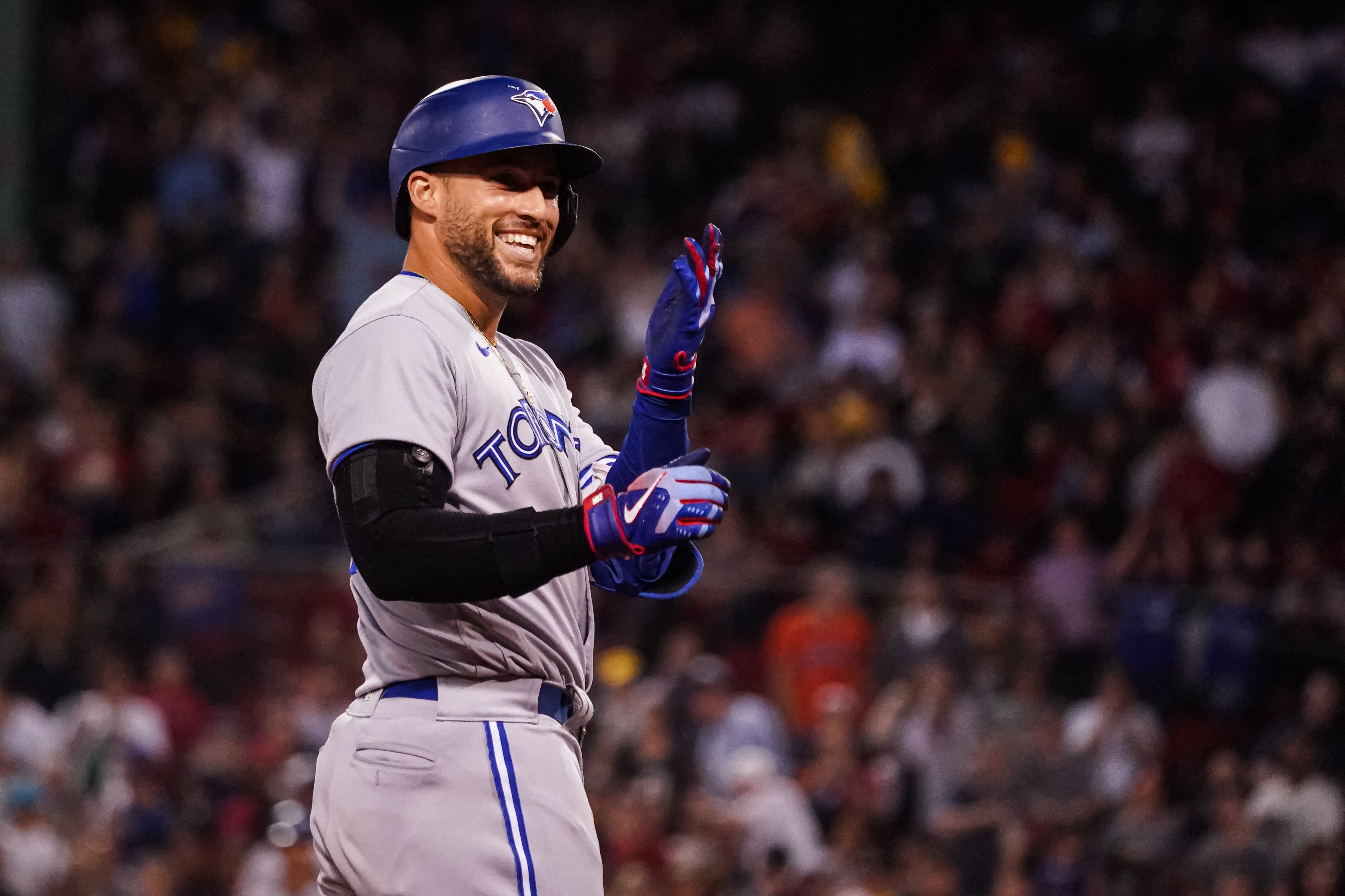 Bradley Jr. sparks 8-run inning against former team in Blue Jays' win over  Red Sox