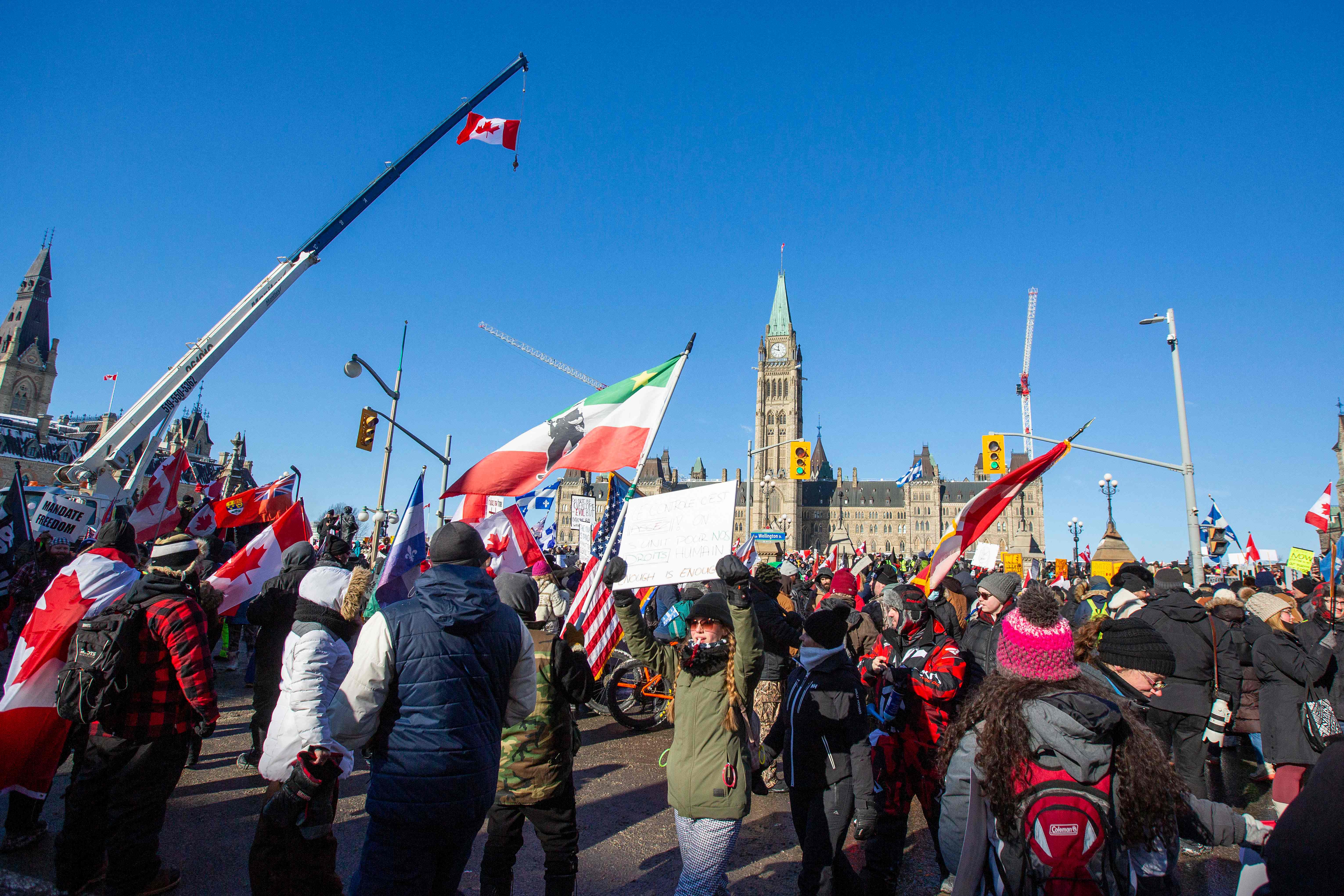 In photos: Trucker convoy converges on Ottawa on Saturday - The Globe ...