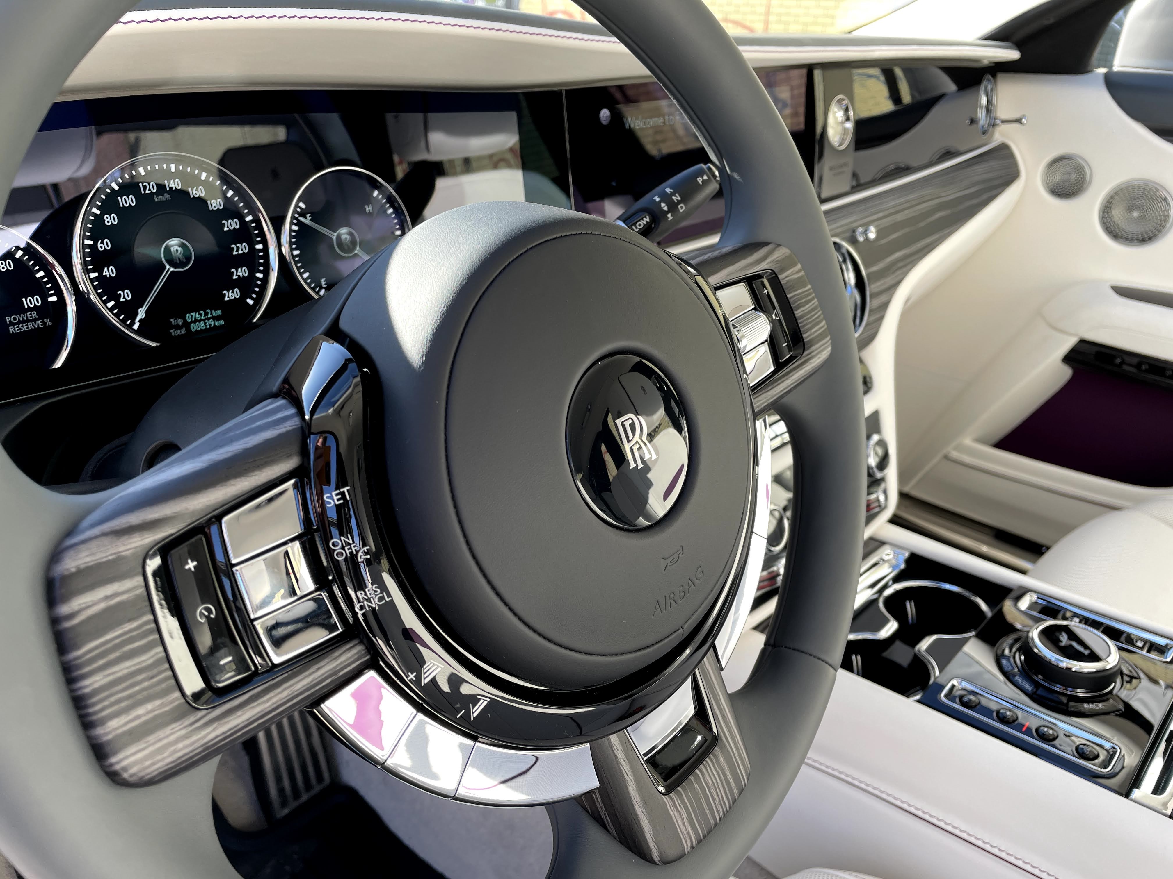 Rolls-Royce claims its new entry-level 2021 Ghost sedan is 'post opulence'  - The Globe and Mail