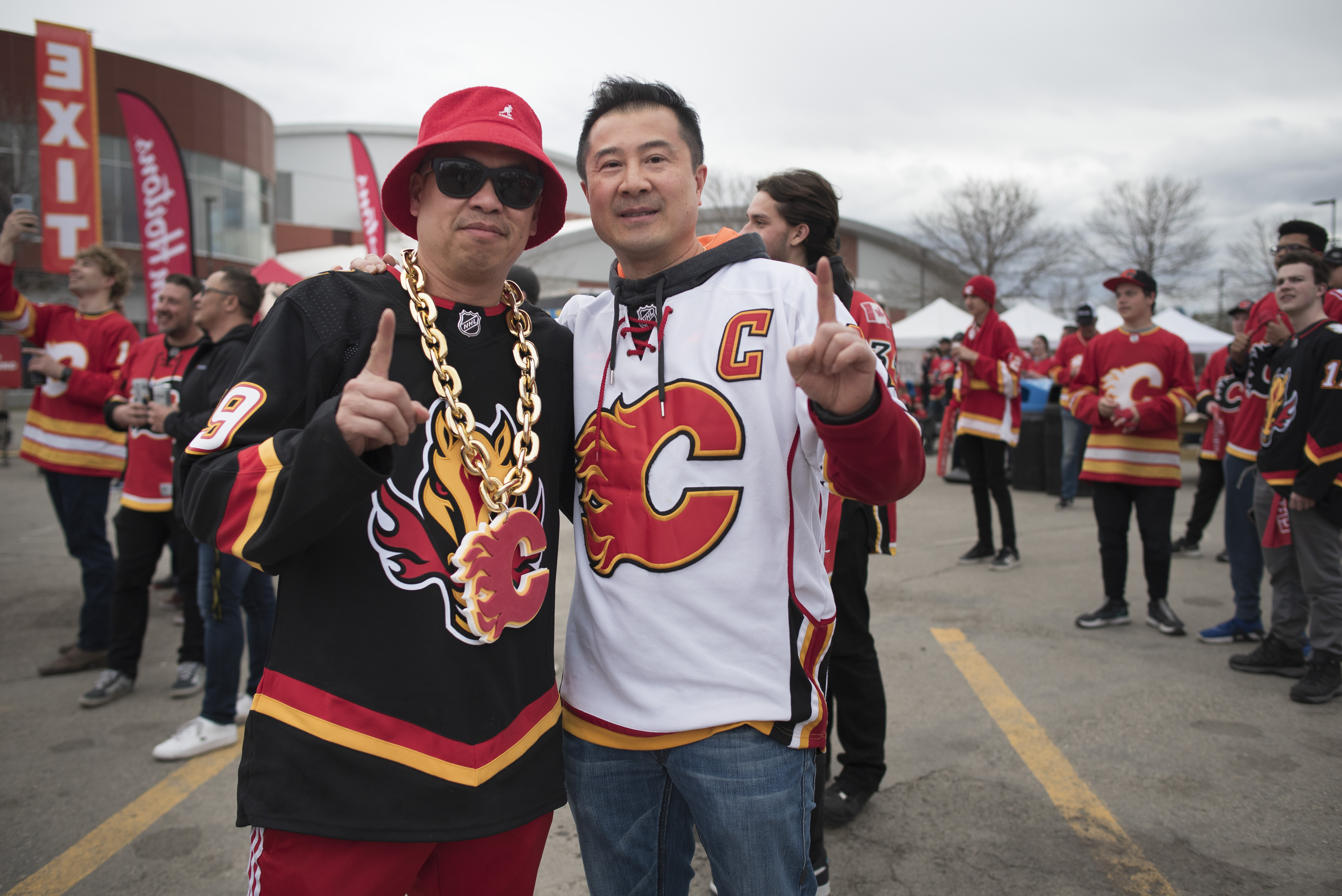 Calgary Flames fans show off just how dedicated they are