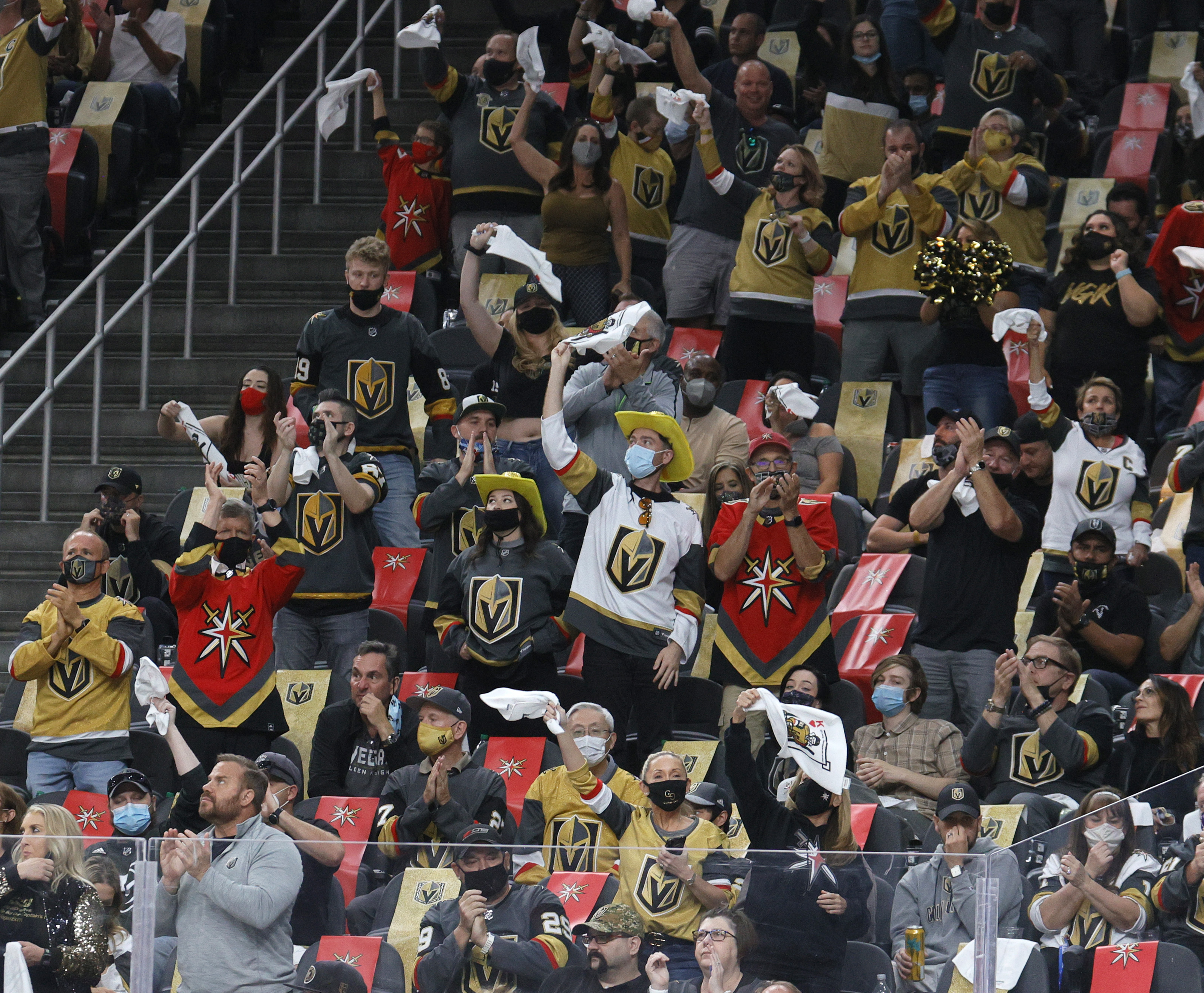 Golden Knights host a Game 7 for 1st time against Wild 