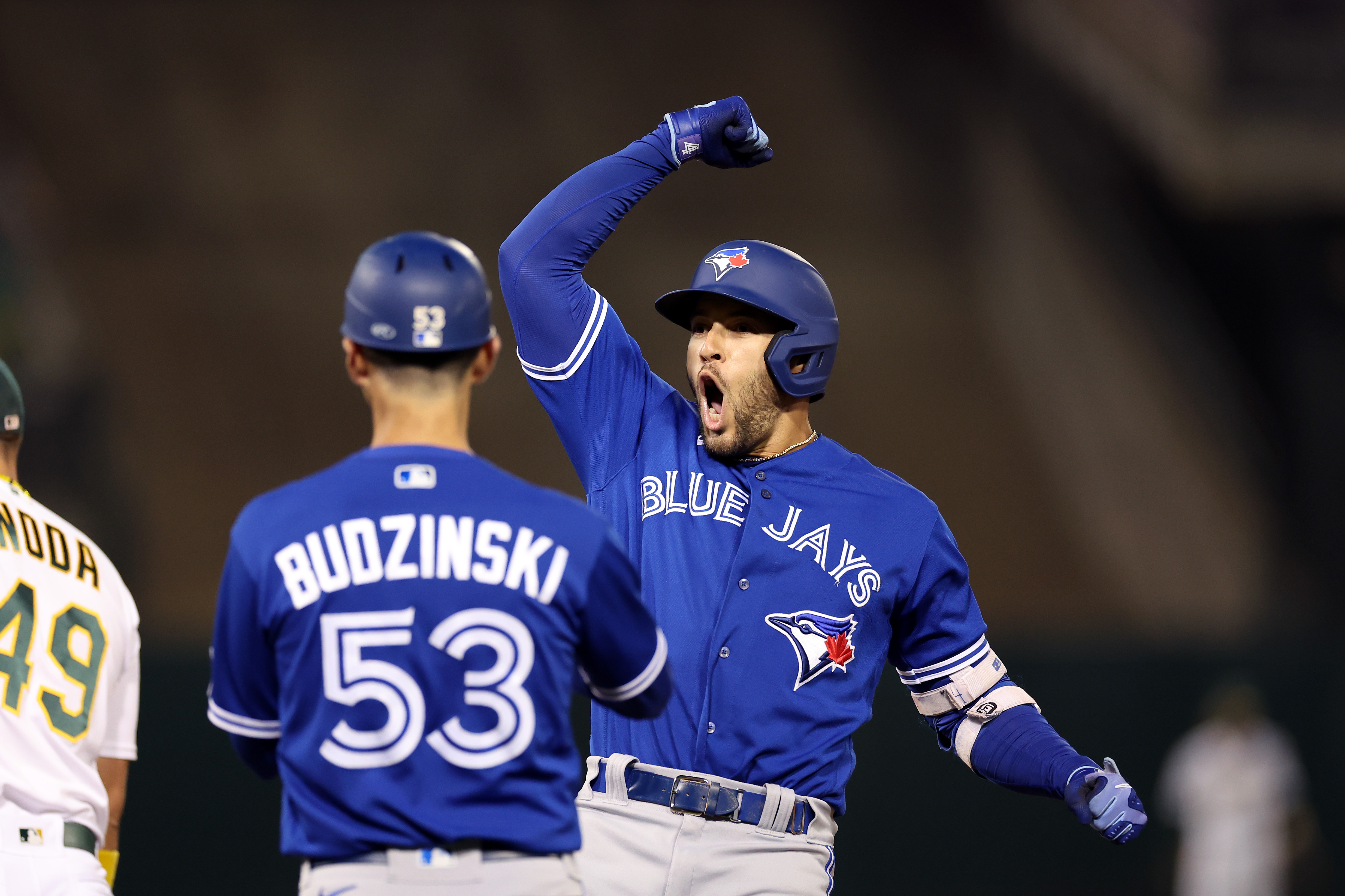 Blue Jays Weigh In on Berríos' Early Exit In Playoff Start