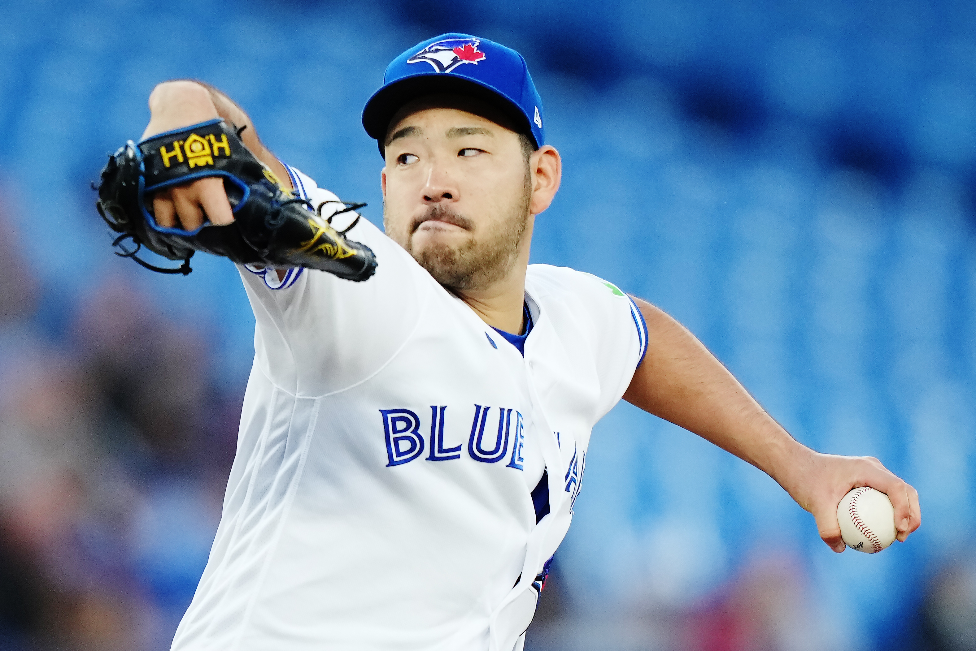 Nathaniel Lowe and Mitch Garver's three-run blasts helps Rangers top Blue  Jays 10-0