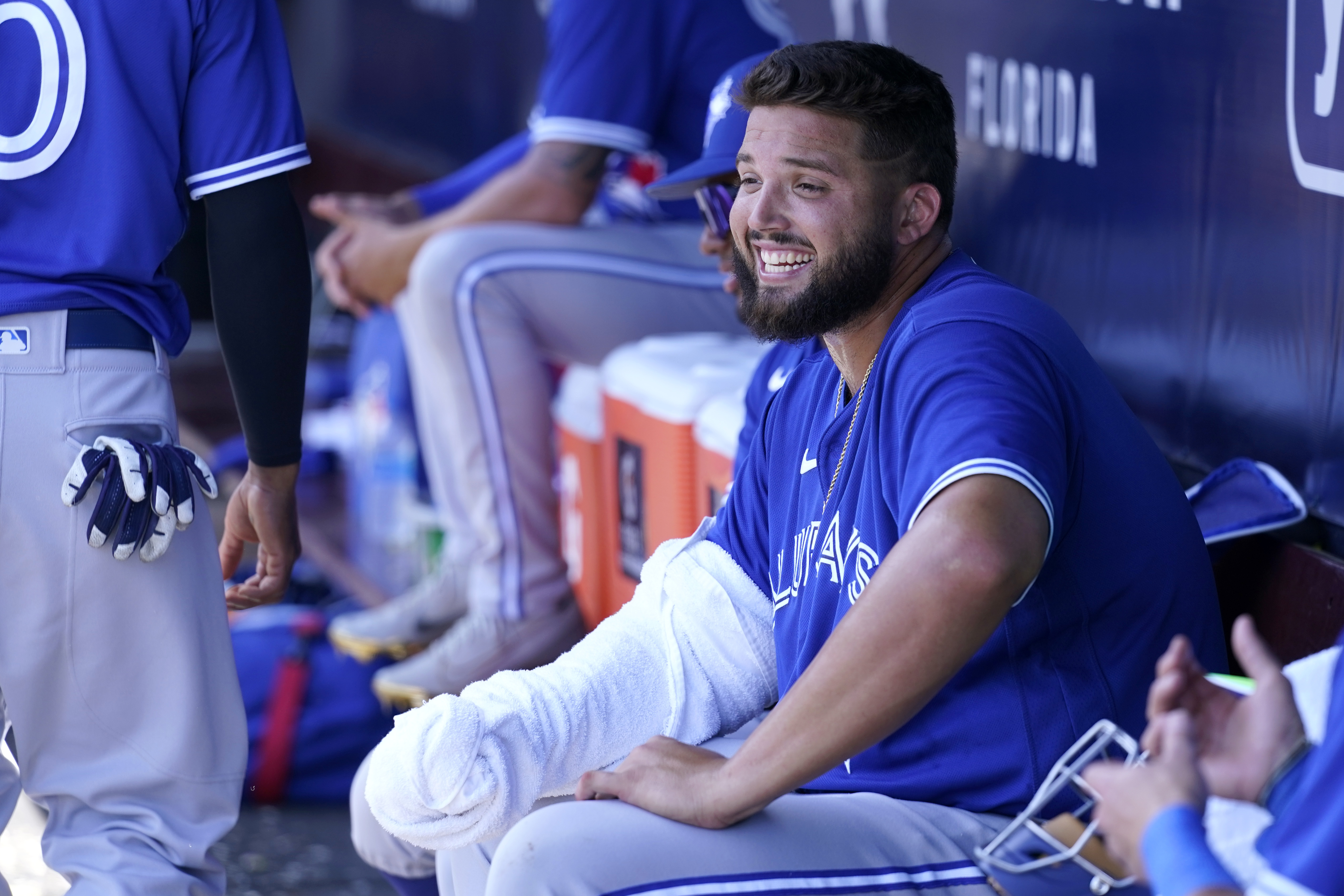 Blue Jays' Manoah ailing and unlikely to pitch at any level for