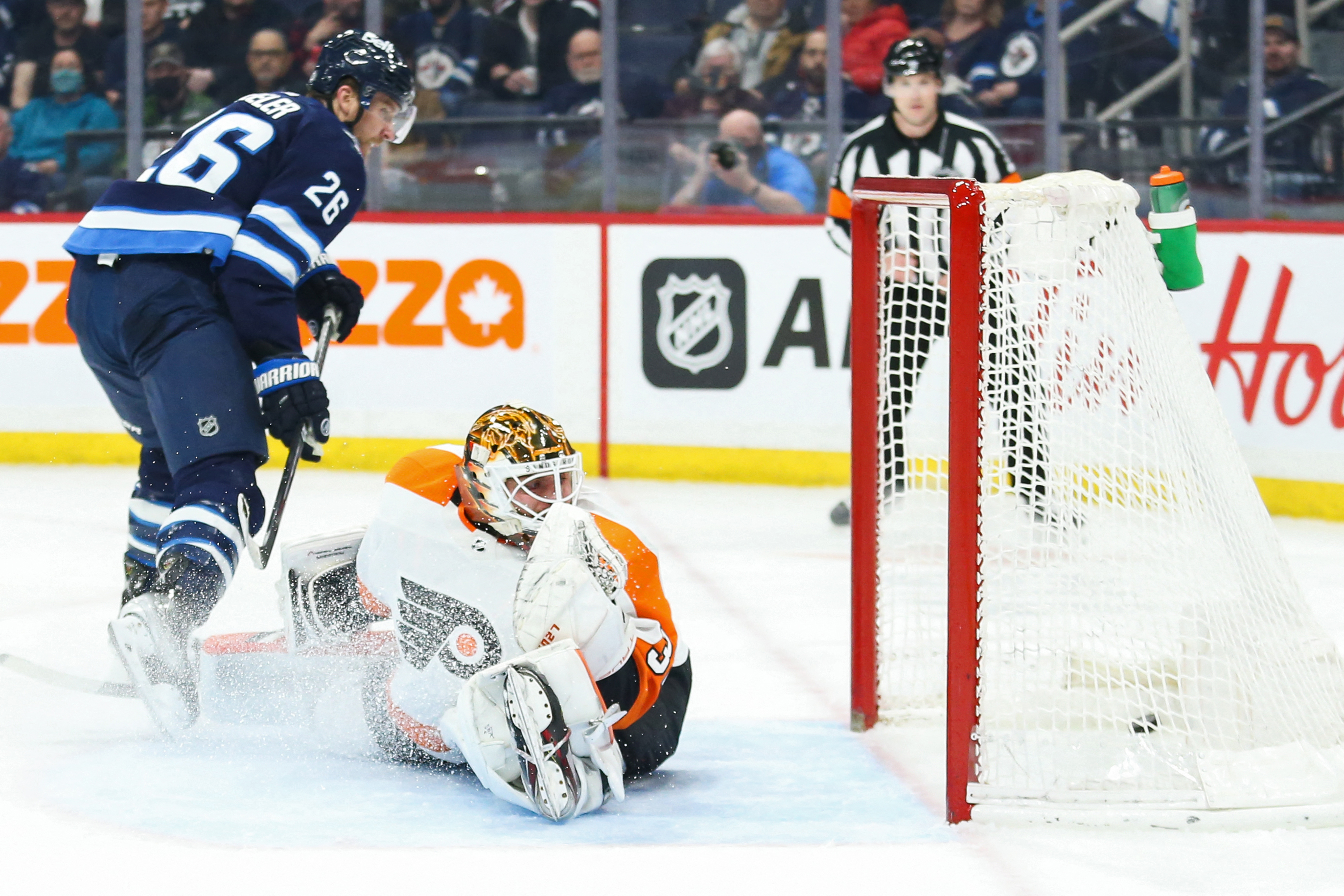 Flyers get shut out by the Winnipeg Jets, 4-0, in second-to-last game of  the season