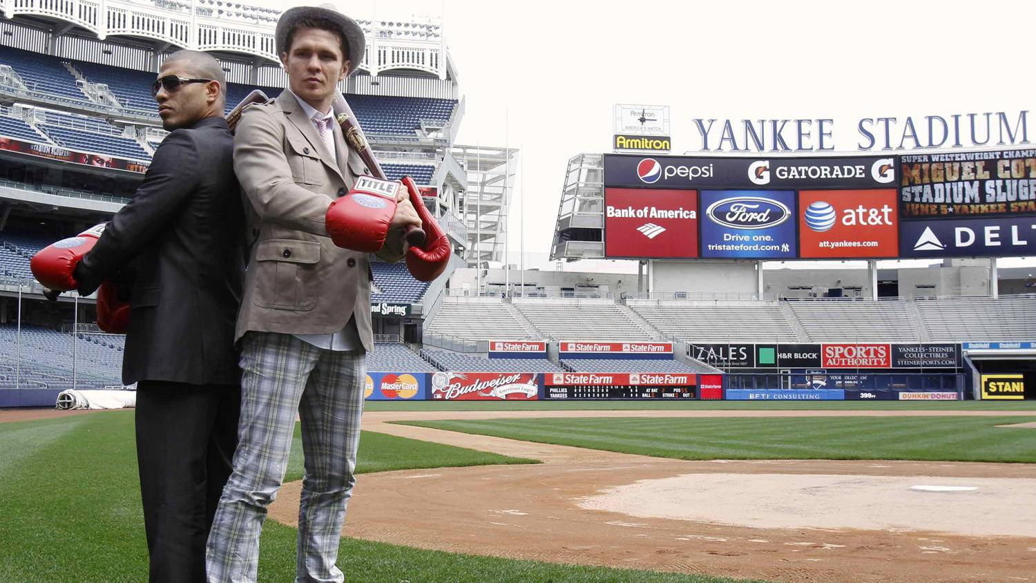 It's Fight Night at New Yankee Stadium - The New York Times