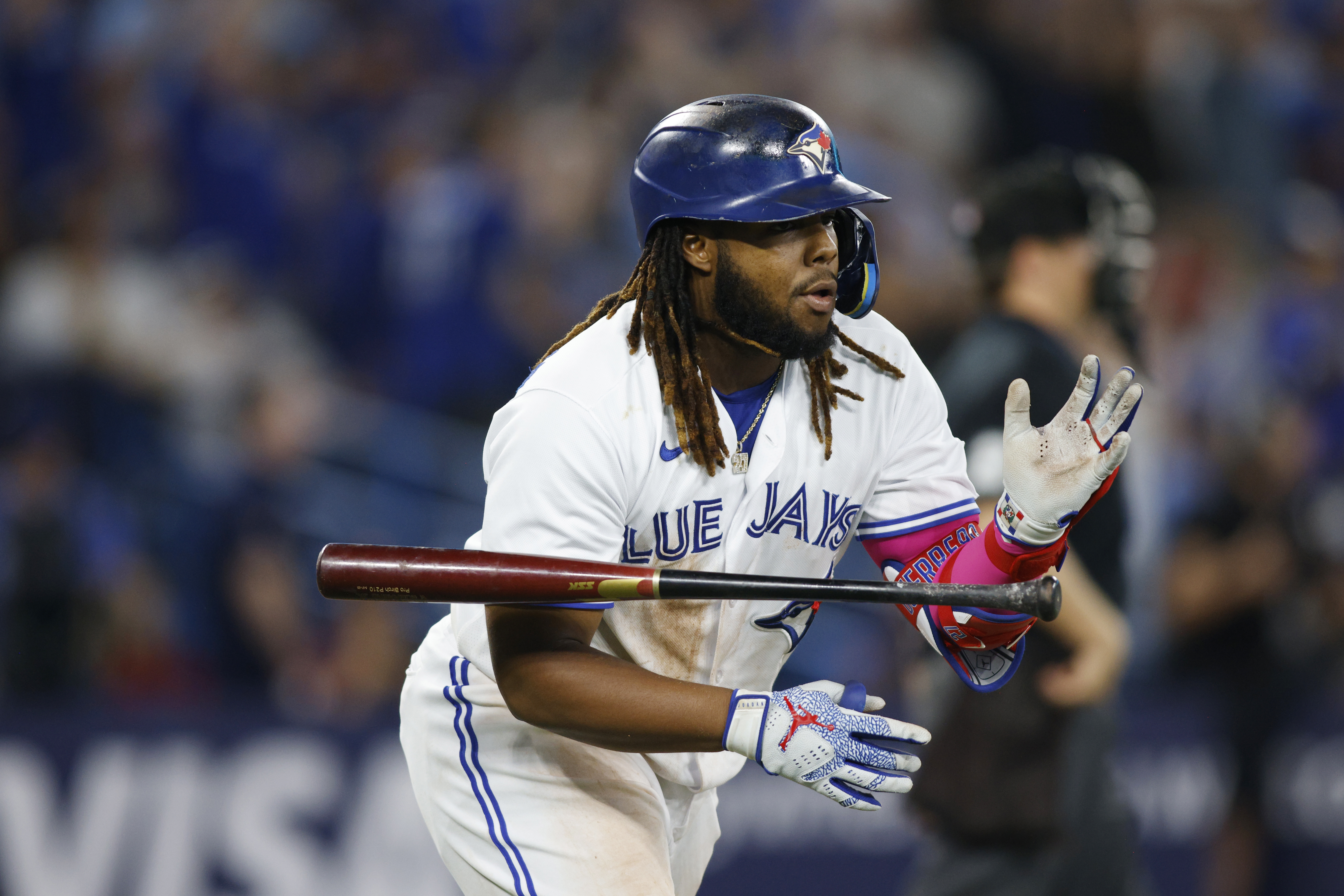 Blue Jays beat Guardians 1-0 with Springer's solo homer