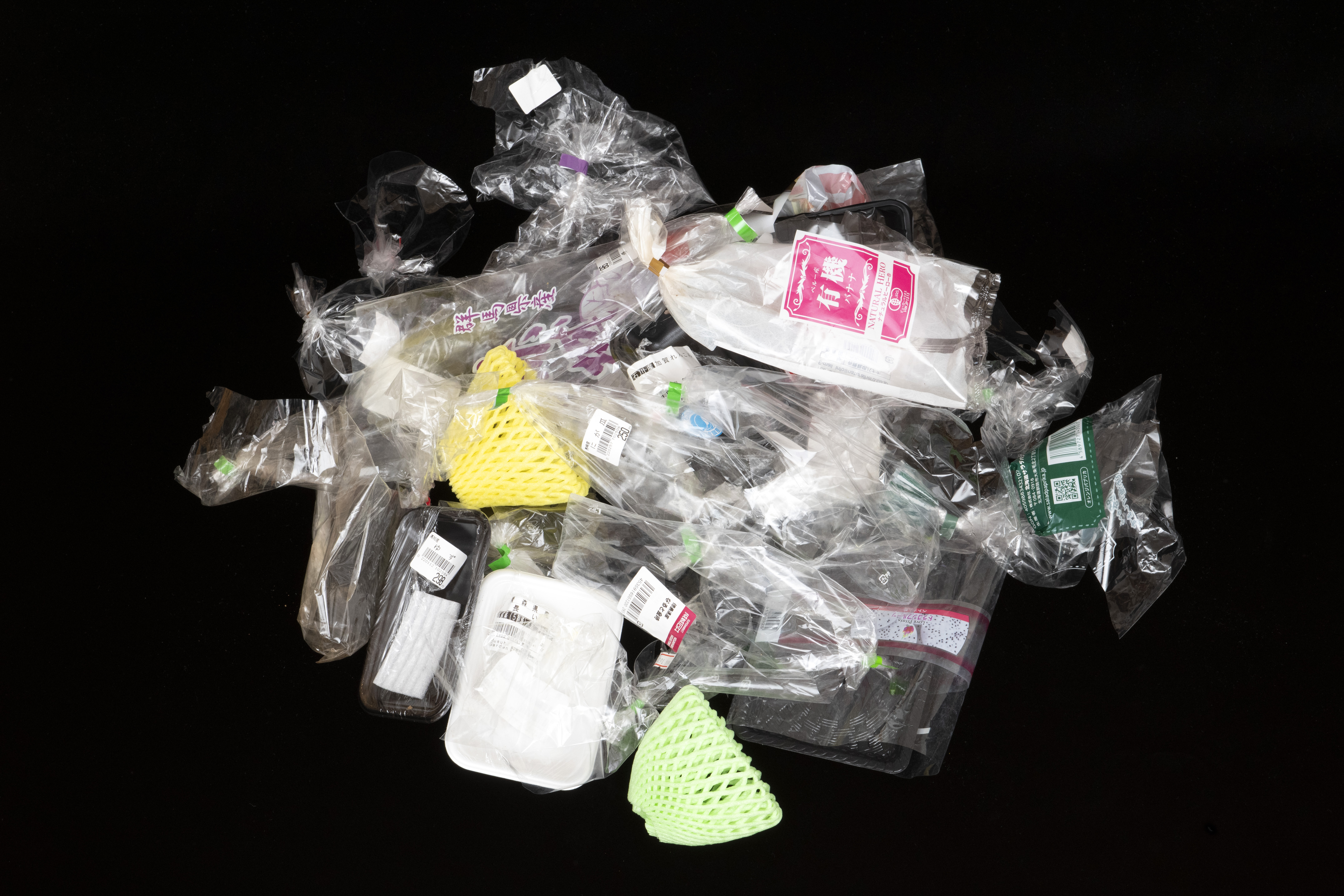 Single Use Plastic Bag Ban Creates Unintended Problems in Canada  [Feature/Expert Interviews]