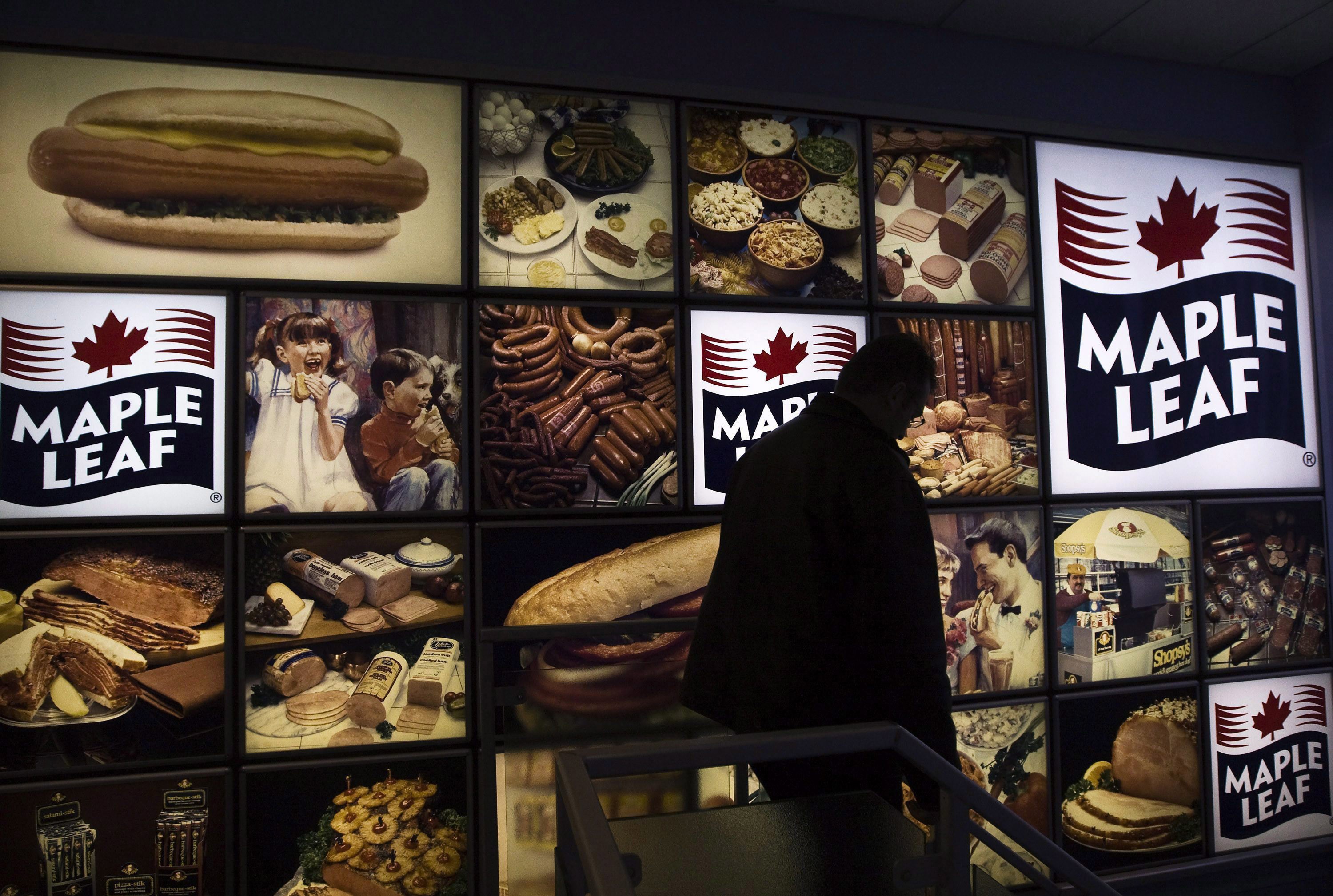 Maple Leaf Foods halts operations at Ontario plant, 2020-04-09