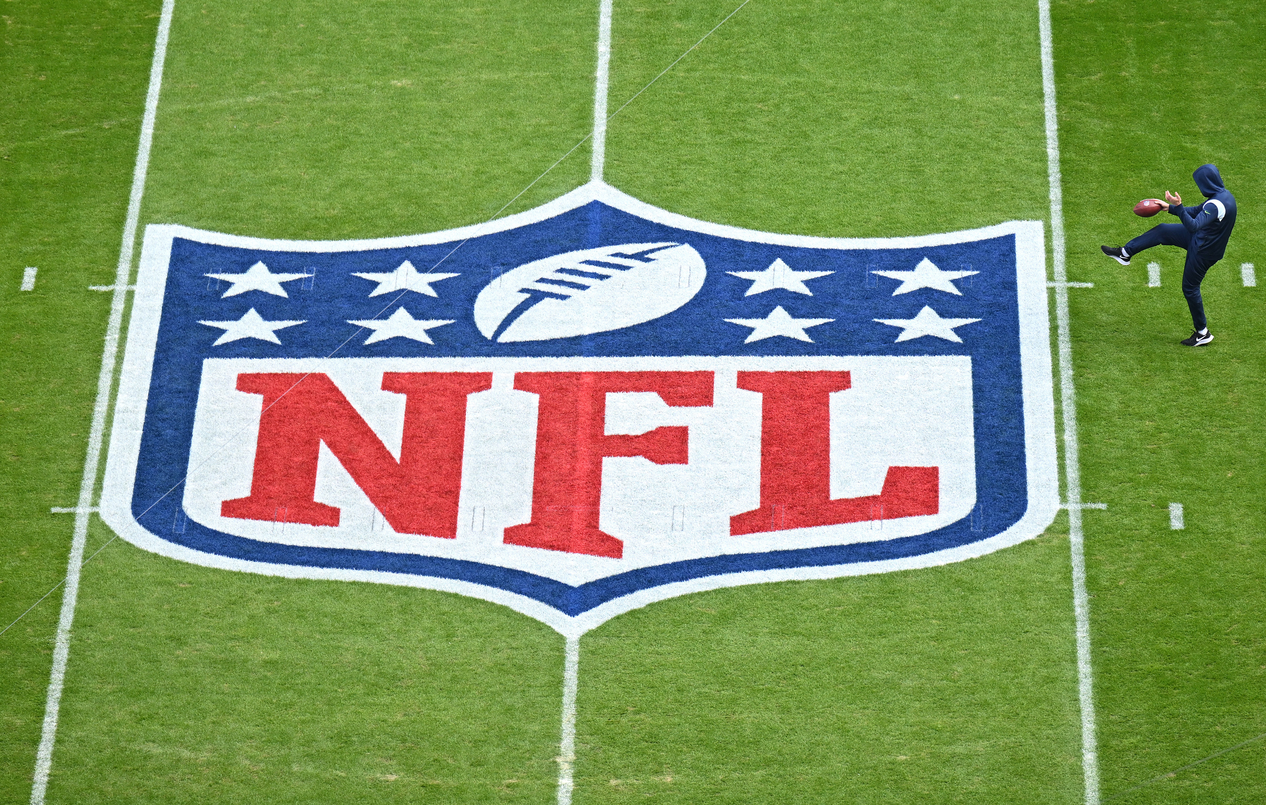 NFL announces deal with Google's   for Sunday Ticket package