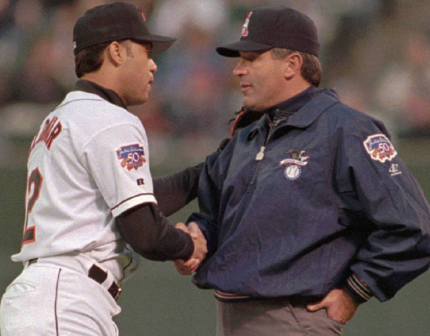 John Hirschbeck, target of Roberto Alomar's spitting incident, retires from  umpiring