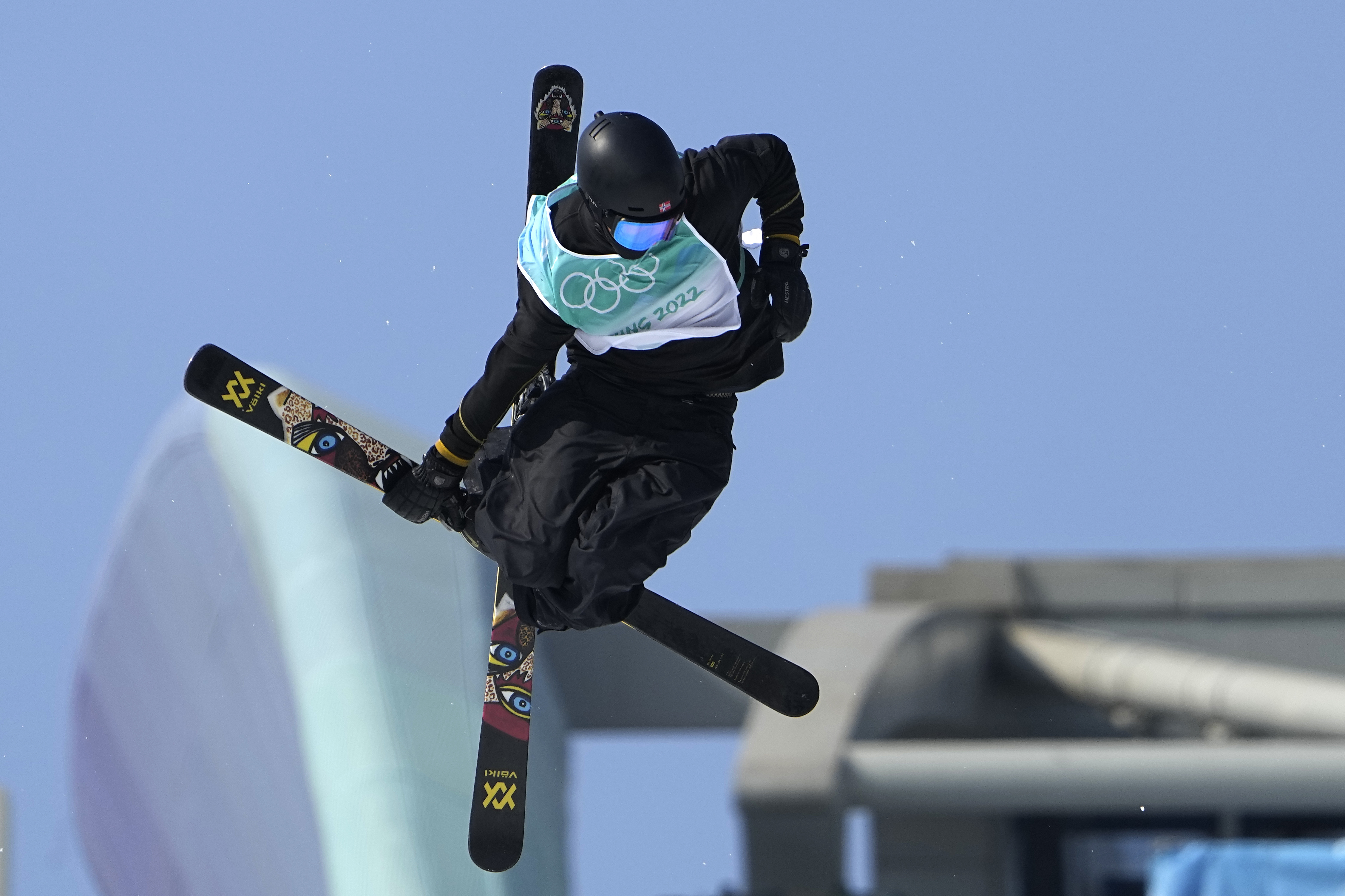 Olympic freestyle skier Eileen Gu stuns with final big air trick