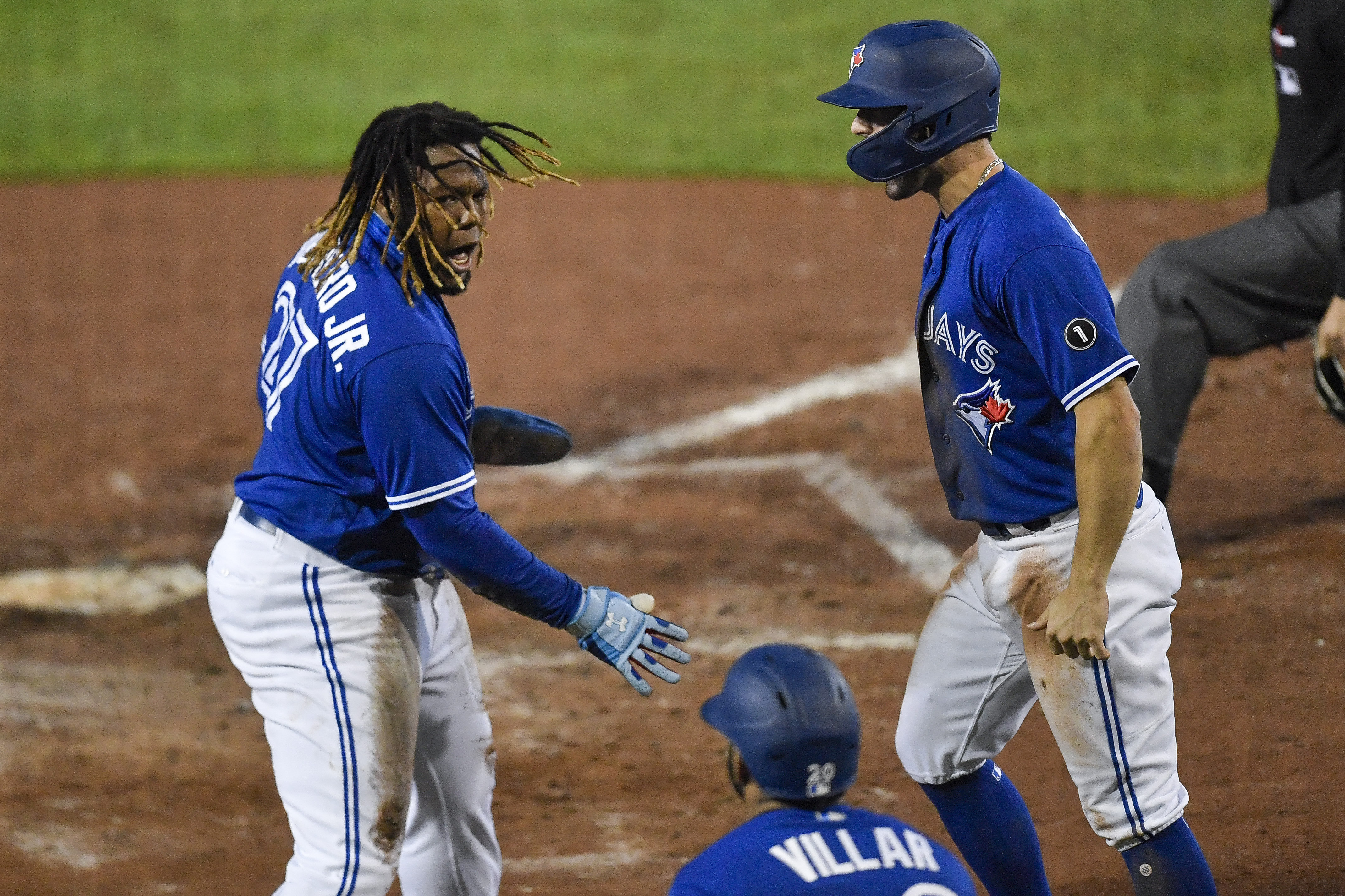 Blue Jays Capture Series Thanks to Homers by Guerrero, Grichuk - The New  York Times