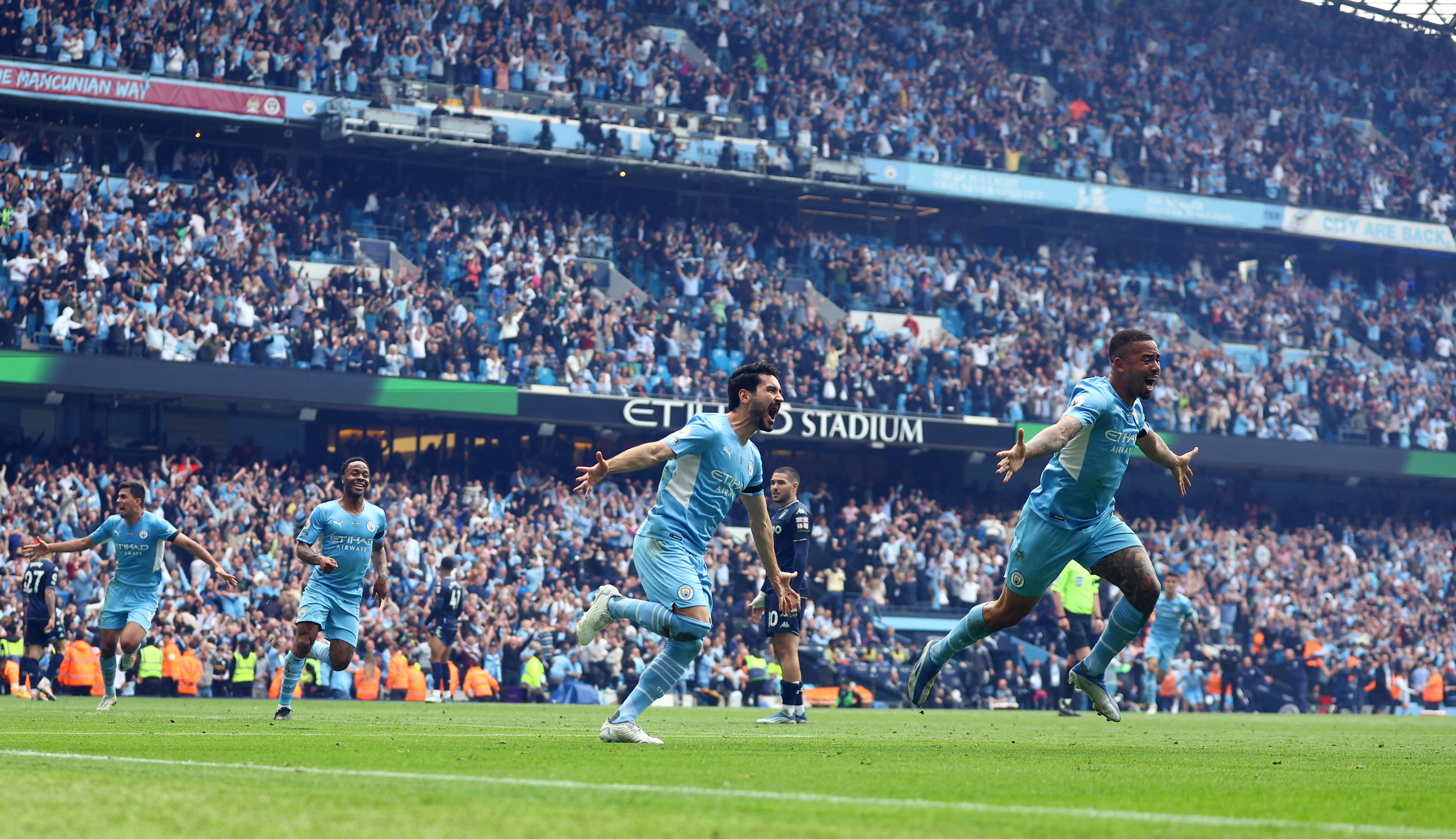 Man City clinches 6th Premier League soccer title in 11 seasons