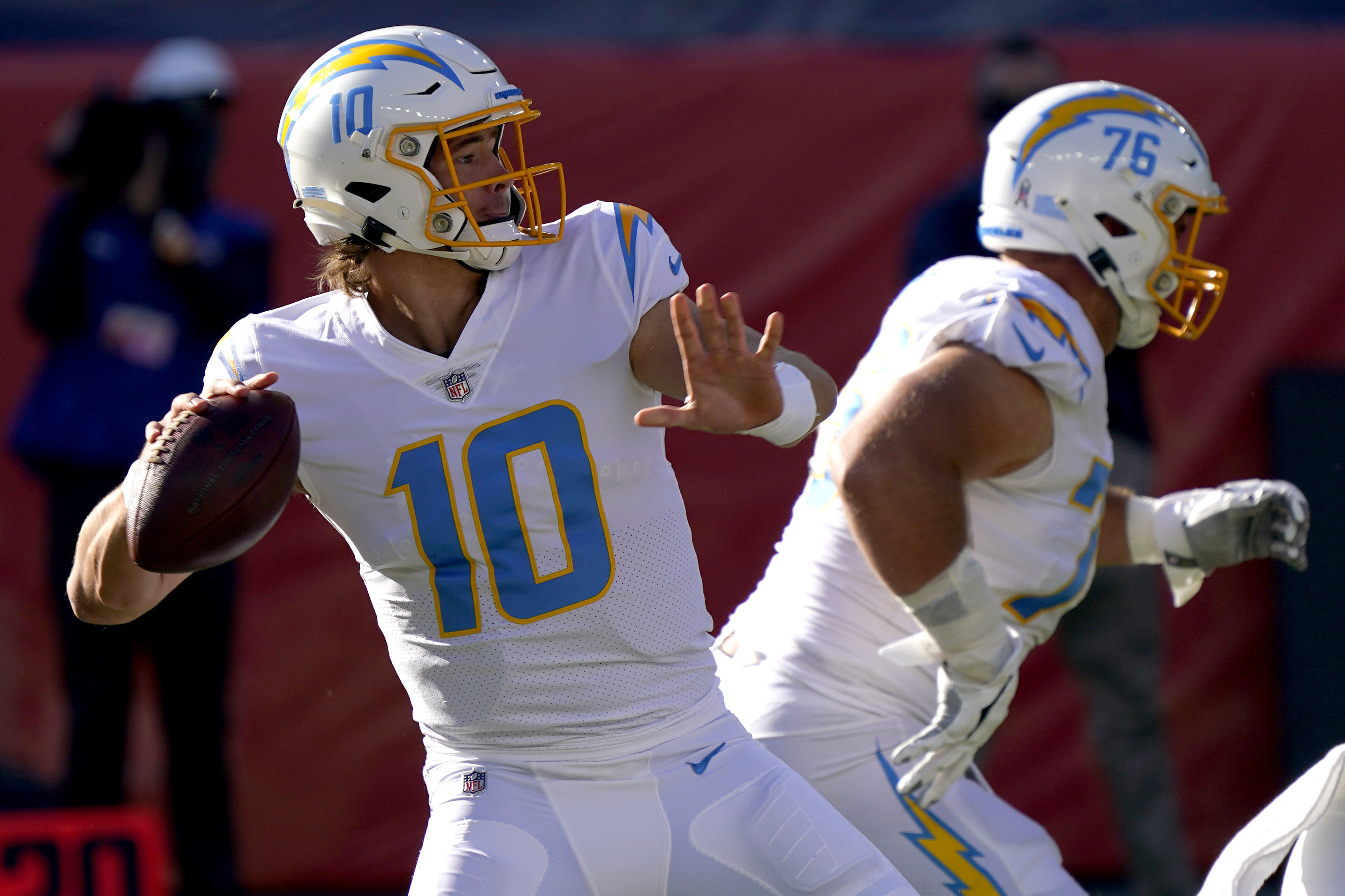 Updates: Herbert's huge game leads Chargers to 39-29 victory vs