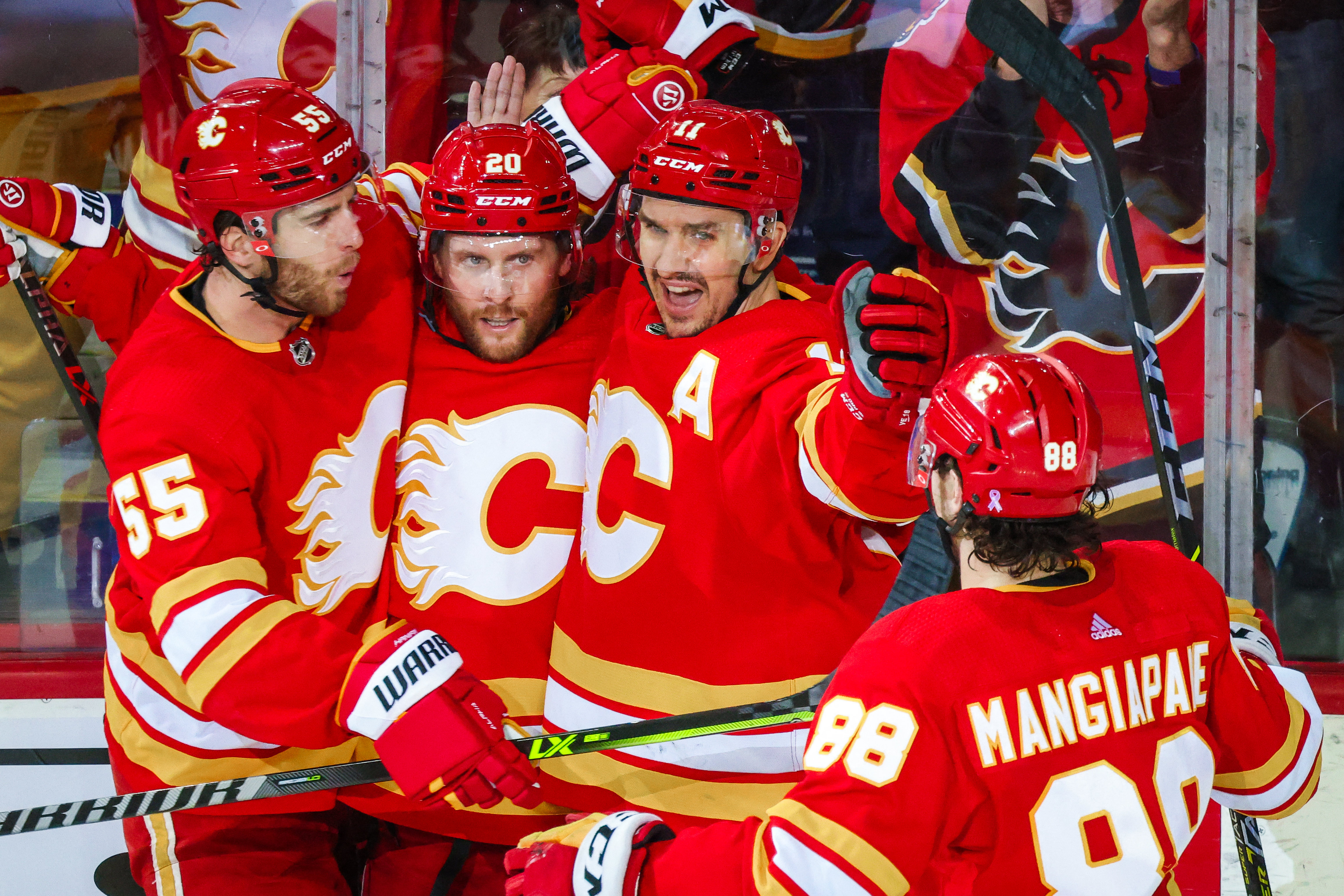 NHL playoffs: Flames set NHL record in wild 9-6 win vs. Oilers