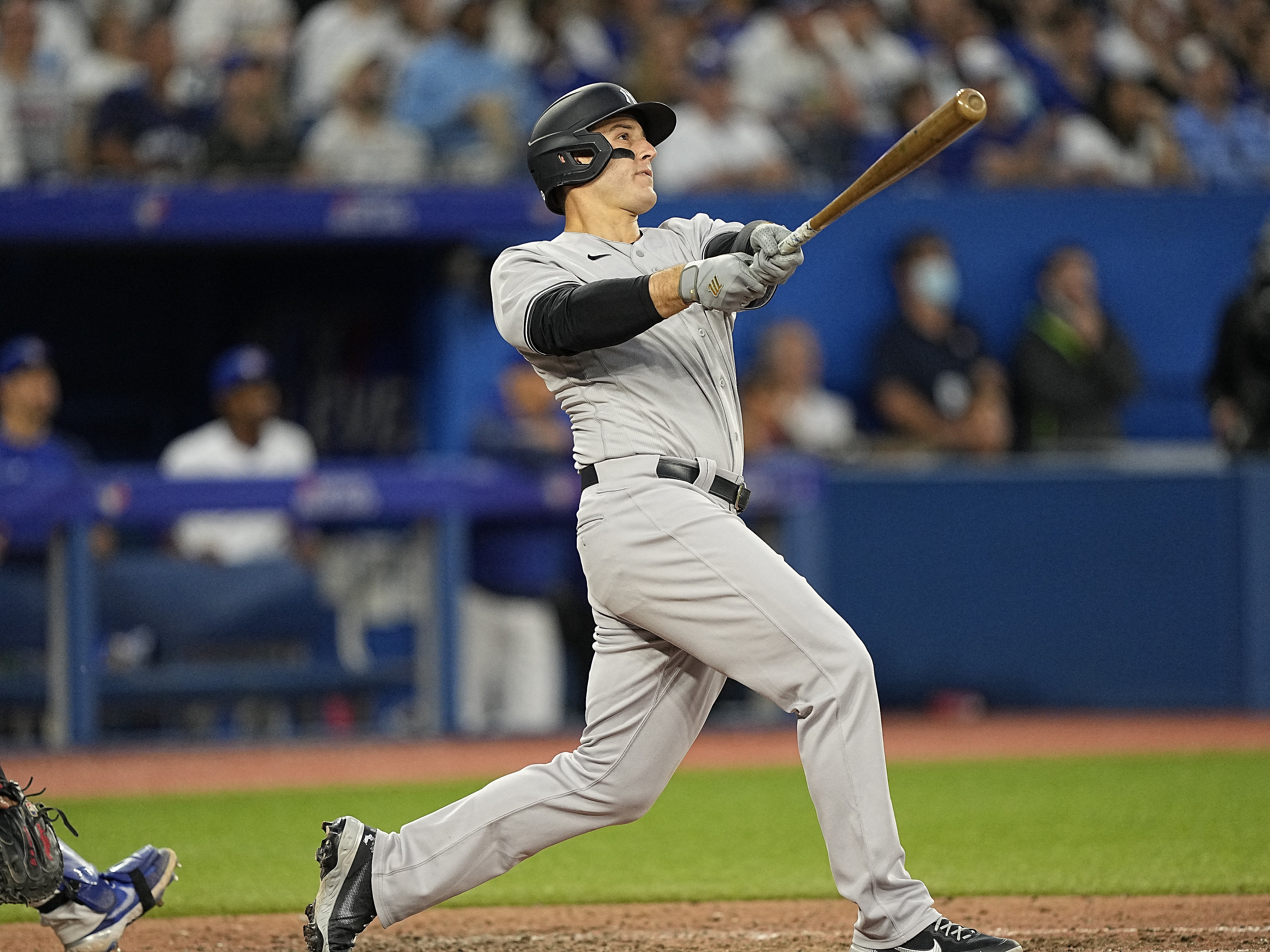 Anthony Rizzo hits three home runs in Yankee win over Orioles