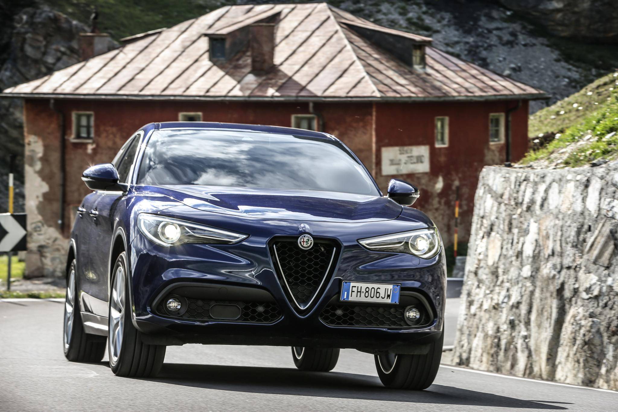 The 2018 Alfa Romeo Stelvio proves it has the underpinnings of a true  performance car - The Globe and Mail
