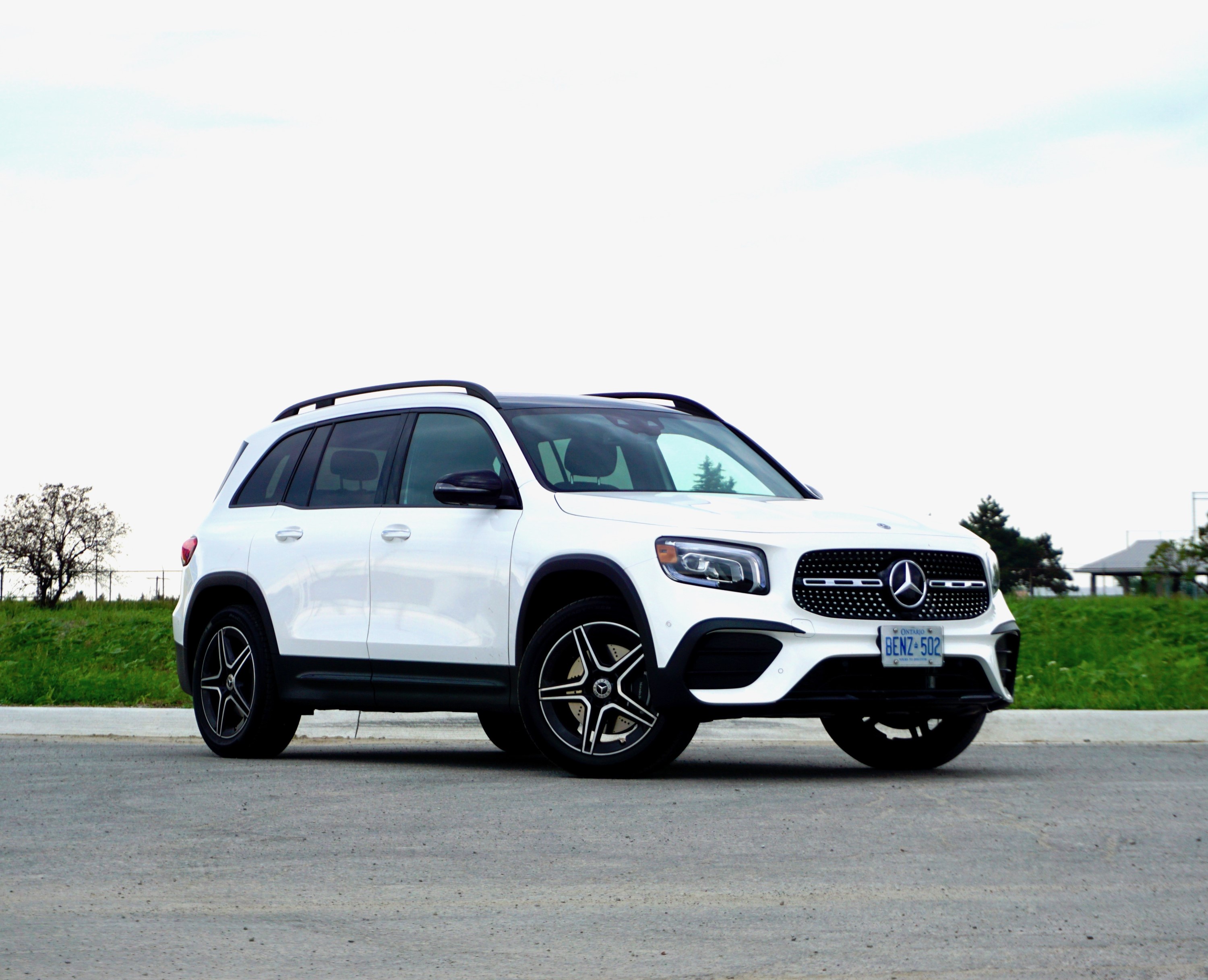 Mercedes-Benz GLB 250: An Adorable, and Affordable, High-End SUV - WSJ