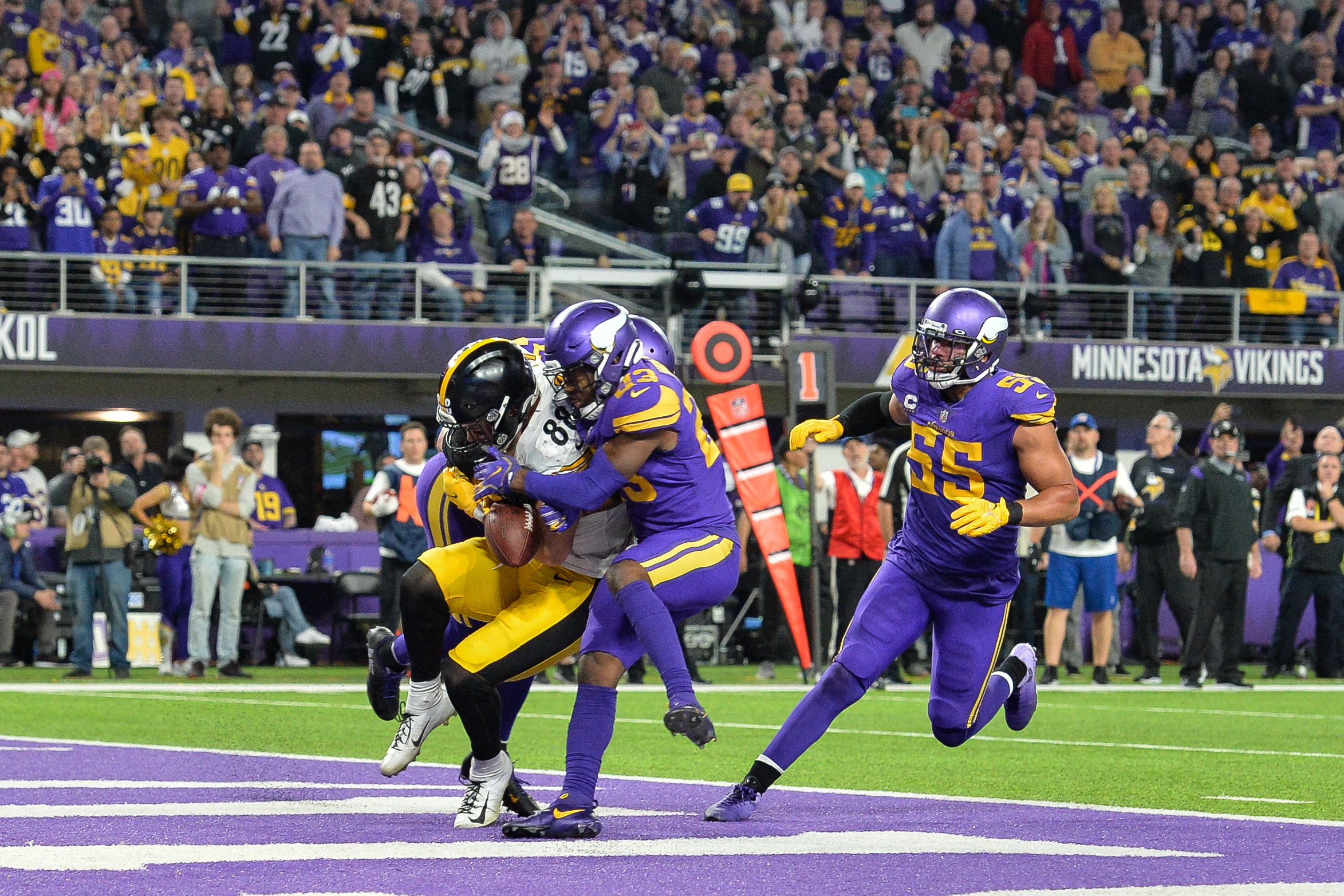 Vikings beat Steelers 36-28, deny last-play pass in end zone