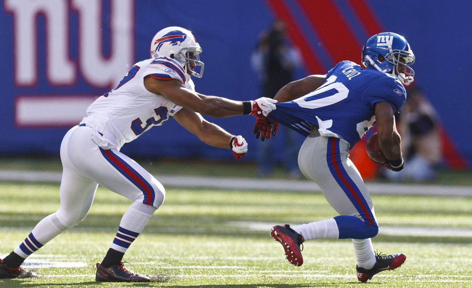 NY Giants WR Victor Cruz says he wants to be a captain, gets