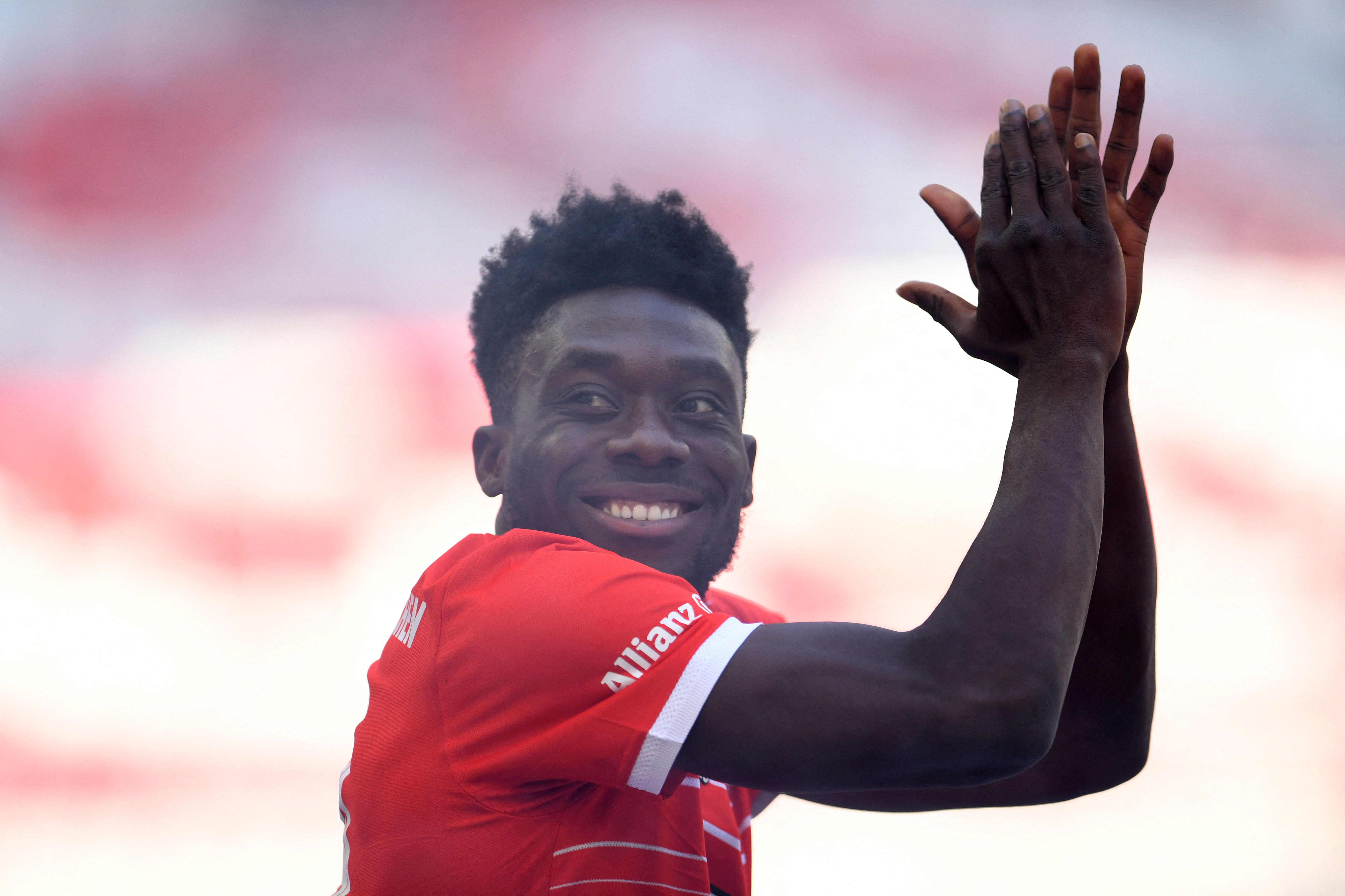 Canada star Alphonso Davies pledges World Cup earnings to charity