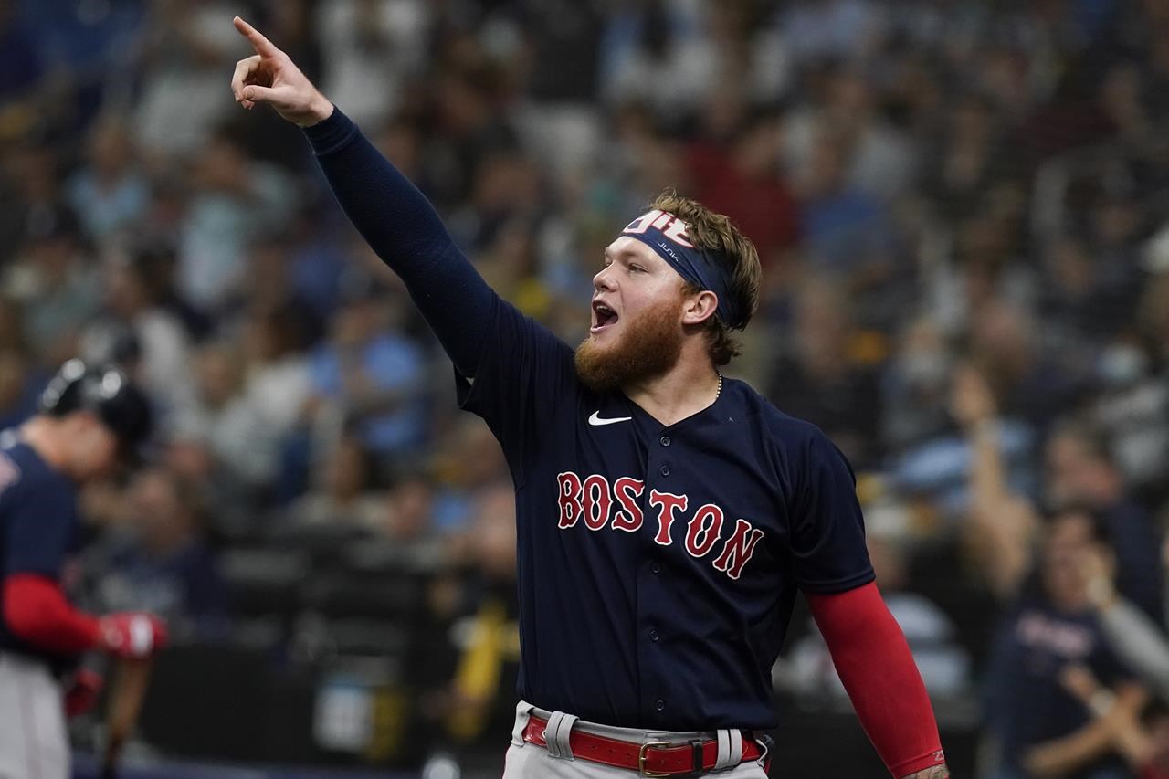 More refreshed' Alex Verdugo back in Red Sox lineup after taking two games  to 'disconnect' - The Boston Globe