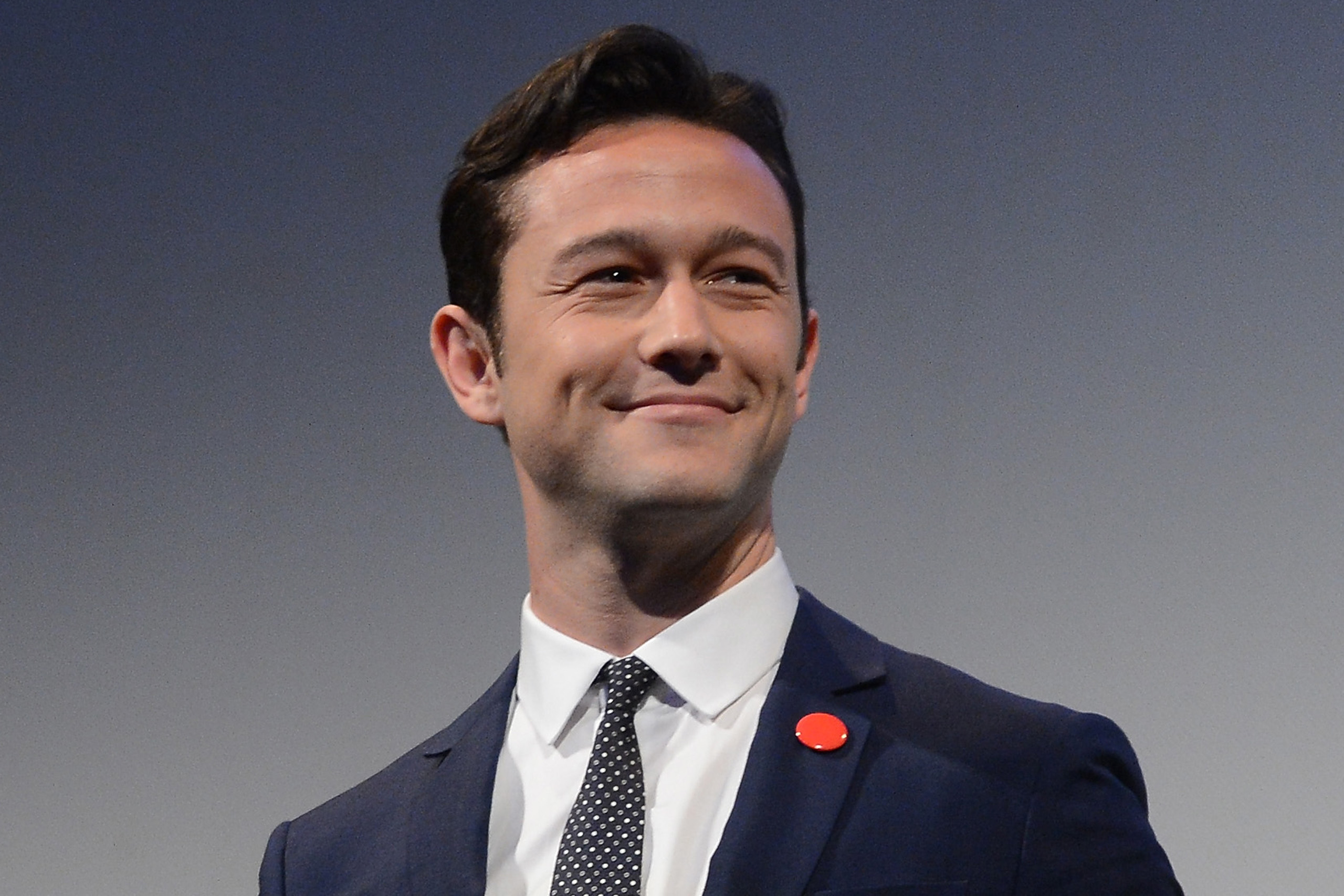 Vanessa Hudgens, Joseph Gordon-Levitt \u0026 More Stars on Tumblr (Photos), image size:2560x1707