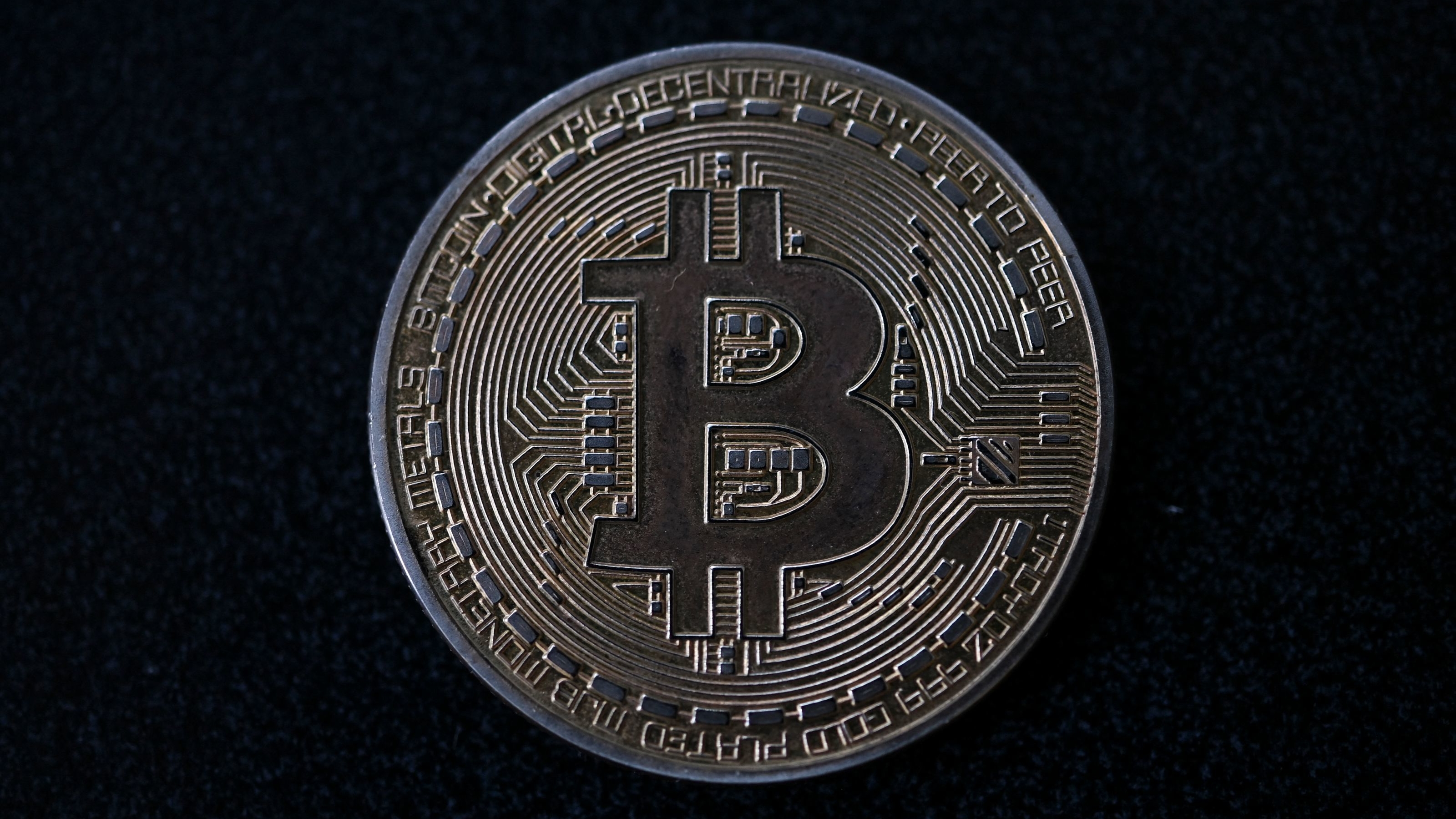 China Outlaws All Cryptocurrency Transactions and Bitcoin Mining