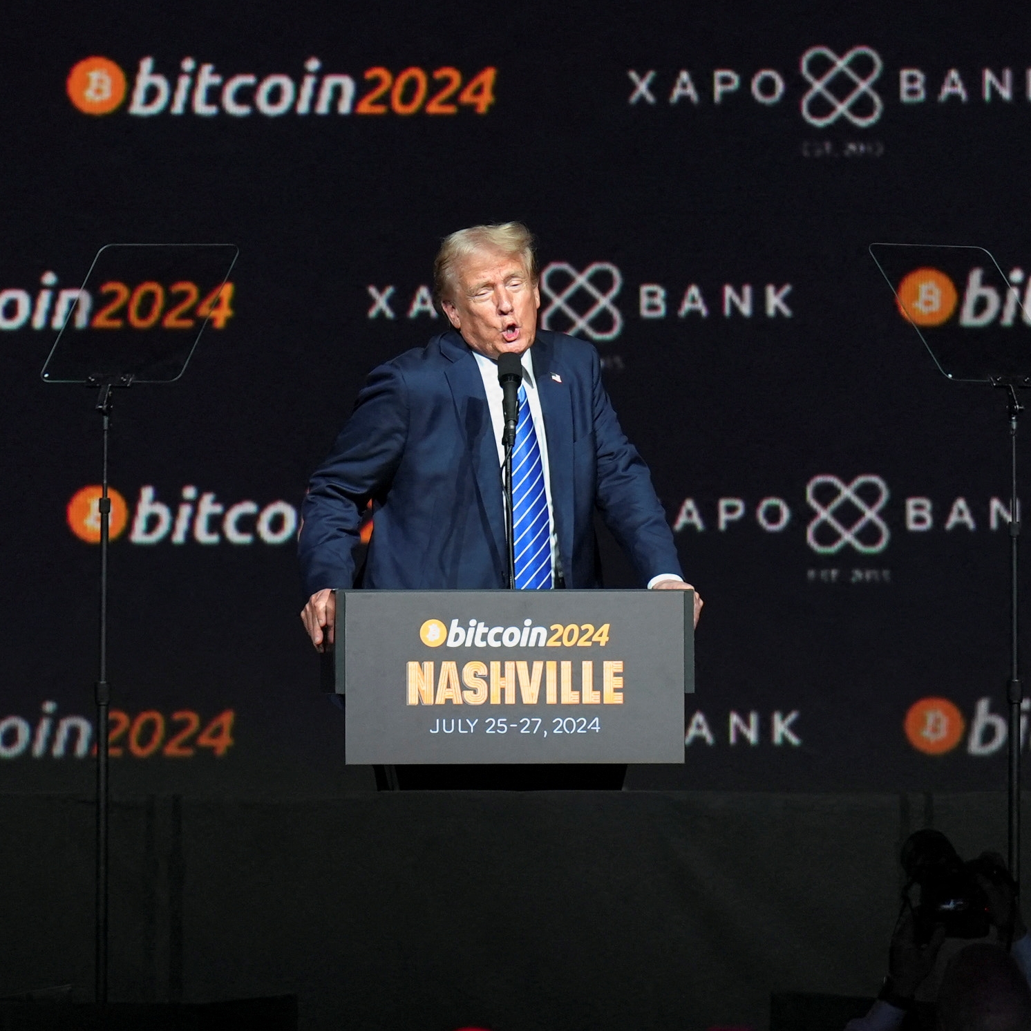 Crypto Bro Who Ate $6.2M Banana Art Piece Gives Trump $18M