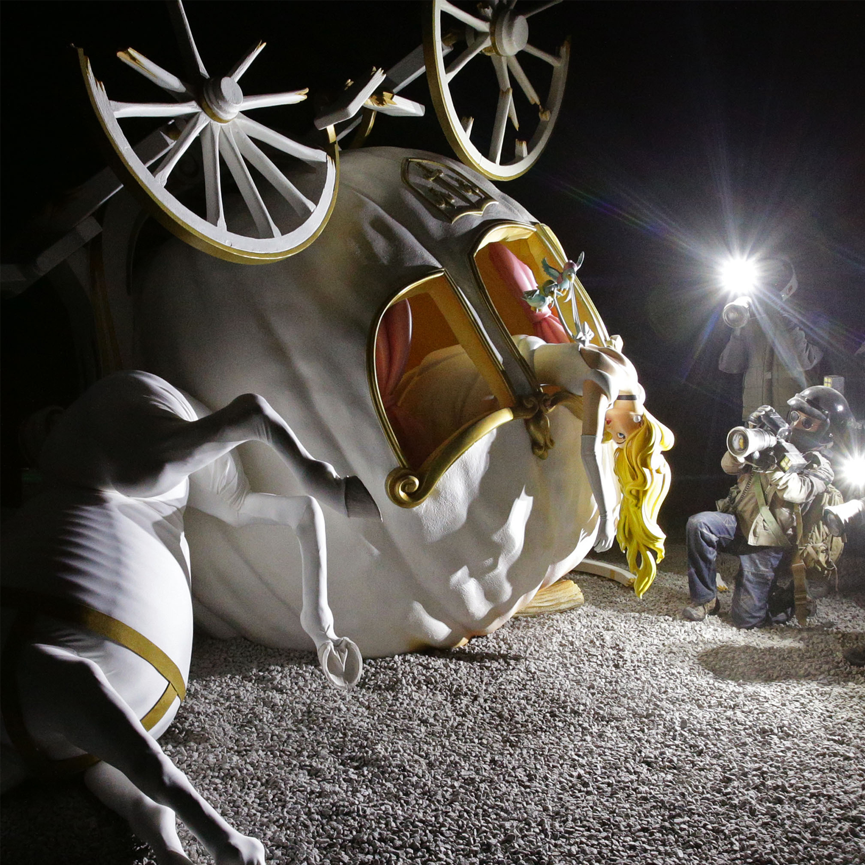 DEATH NYC 白雪姫LOUISVUITTON シンデレラDismaland DEATH NYC 白雪姫