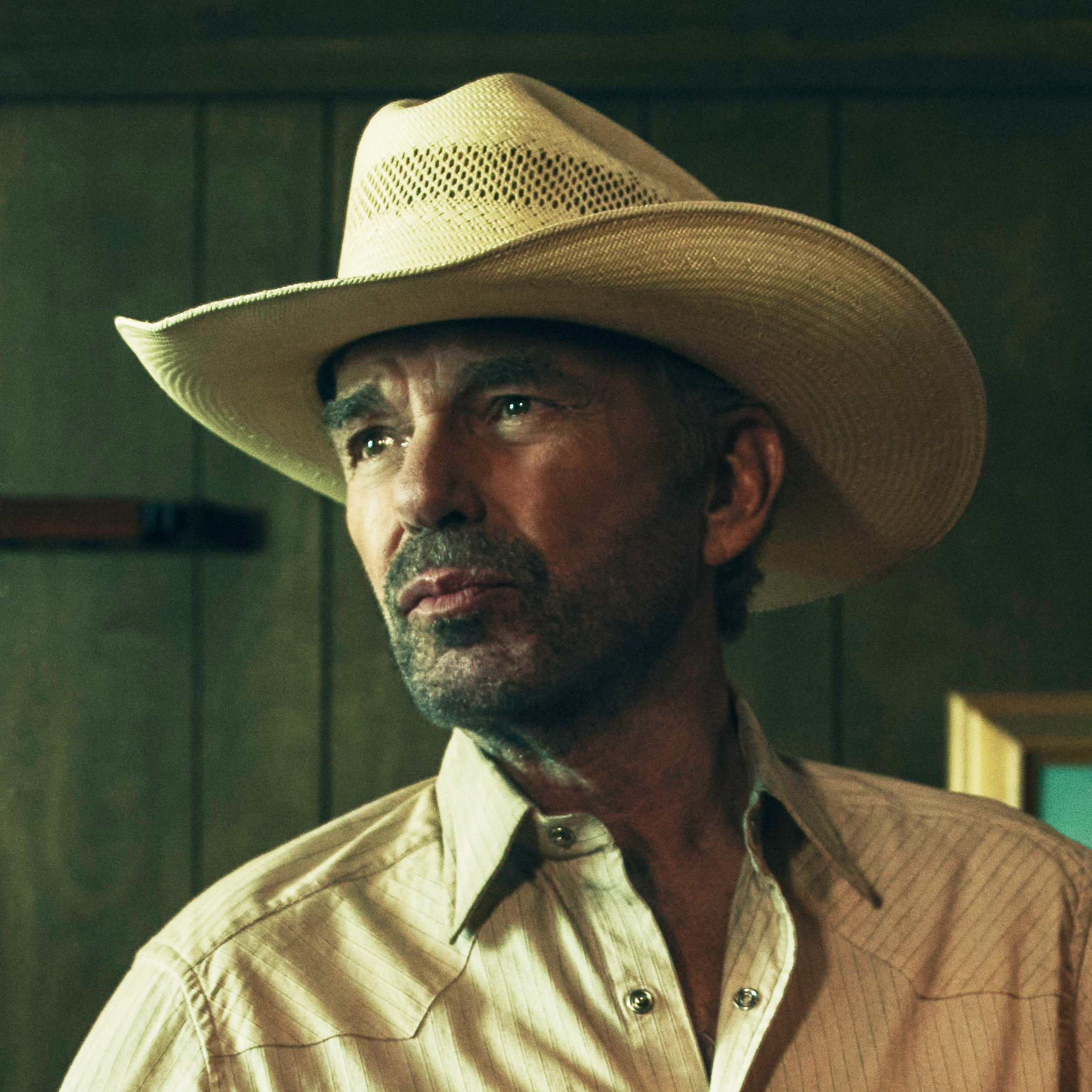 does billy bob thornton really smoke cigarettes in landman Happy Birthday to our favorite #Landman, Thornton! Billy Bob Thornton 'Landman' Interview: