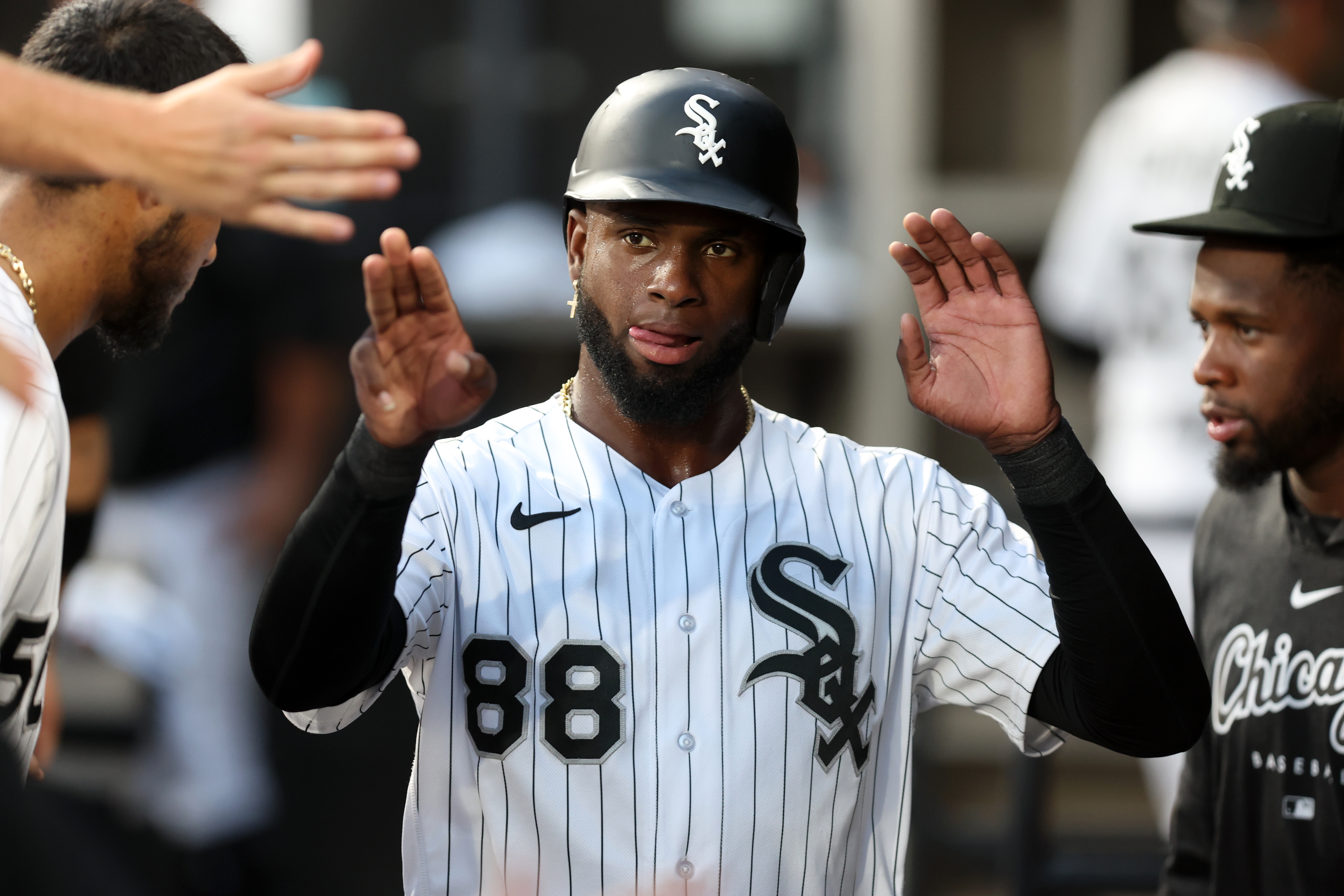 Chicago White Sox place All-Star OF Luis Robert Jr. on IL with