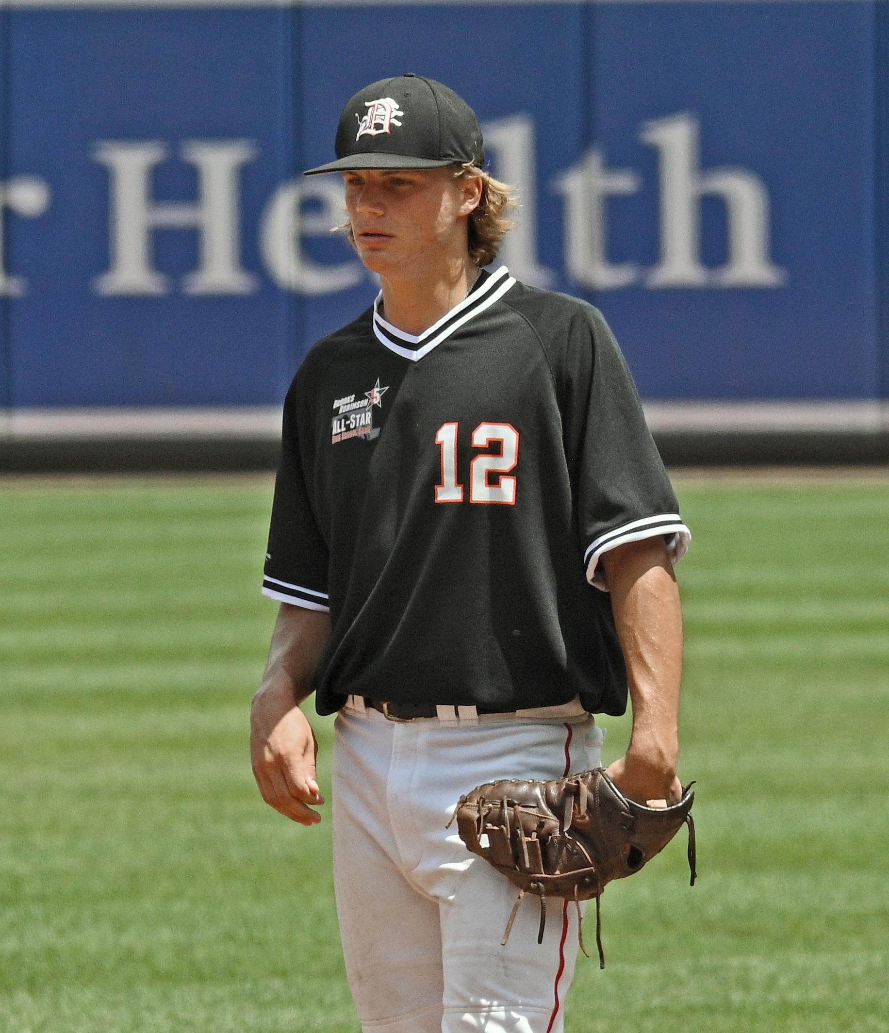 Former New Braunfels HS star named baseball's Brooks Robinson
