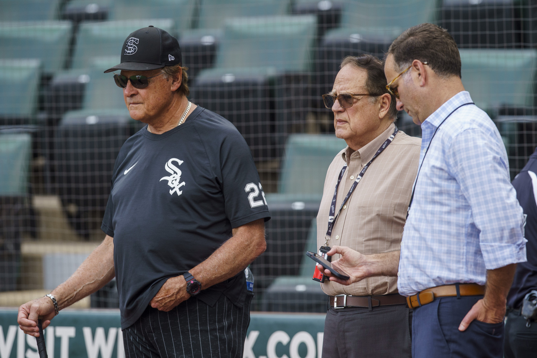 Column: Chicago White Sox, Cubs flop at trade deadline