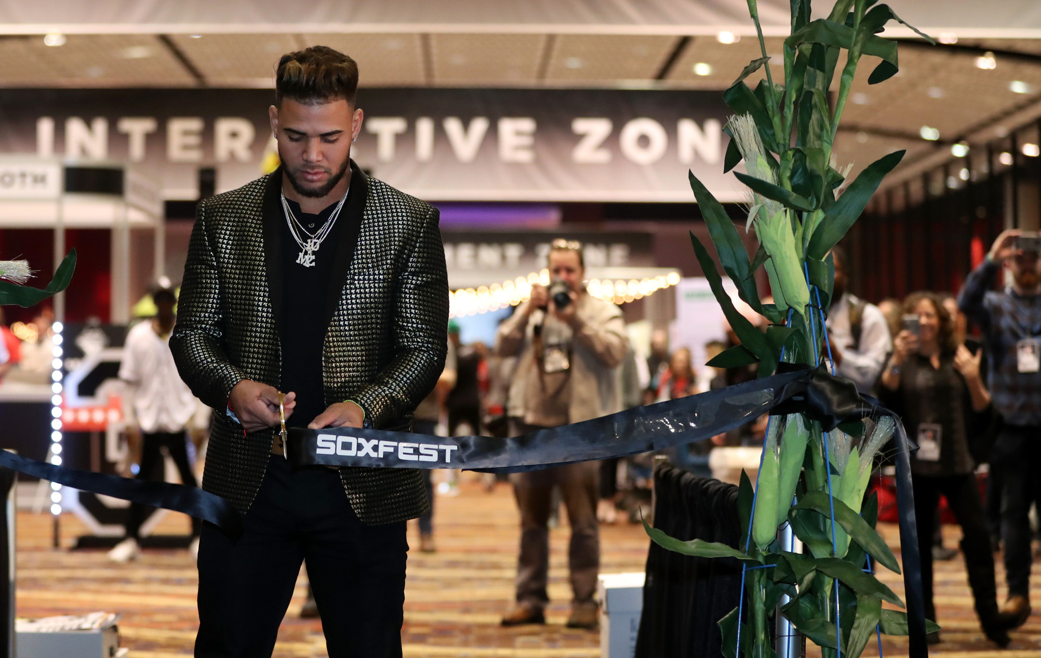 White Sox cancel SoxFest fan convention for 2023 - CBS Chicago