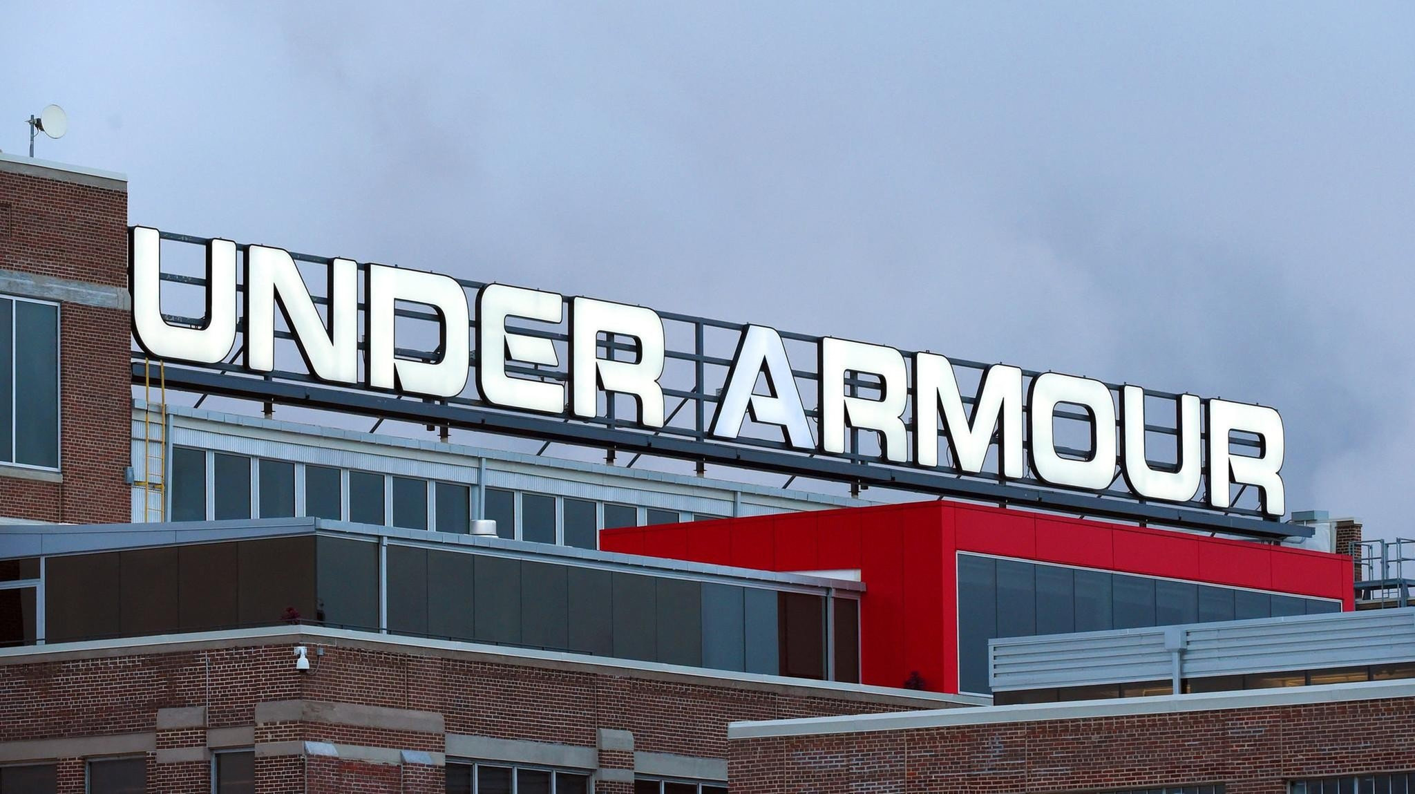 Formulering Aankoop niemand Under Armour agrees to pay $9 million to settle SEC probe into accounting  practices