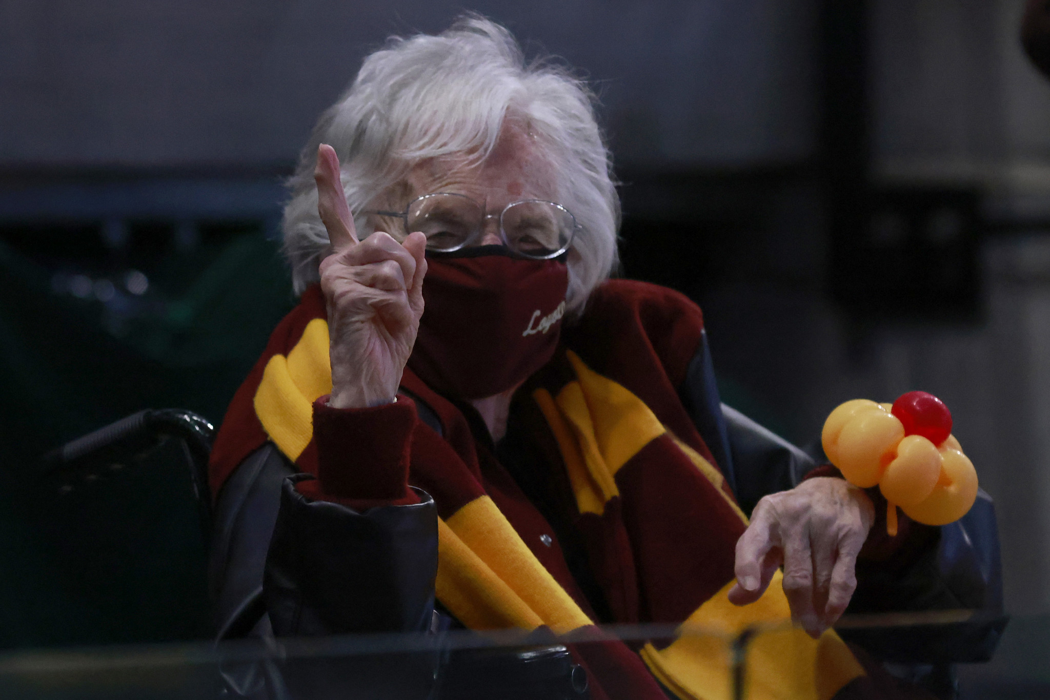 Sister Jean A Fixture At Loyola Basketball Games Turns 100 Today Her Secret To A Long Life I Eat Well And Sleep Well And Hopefully I Pray Well Chicago Tribune