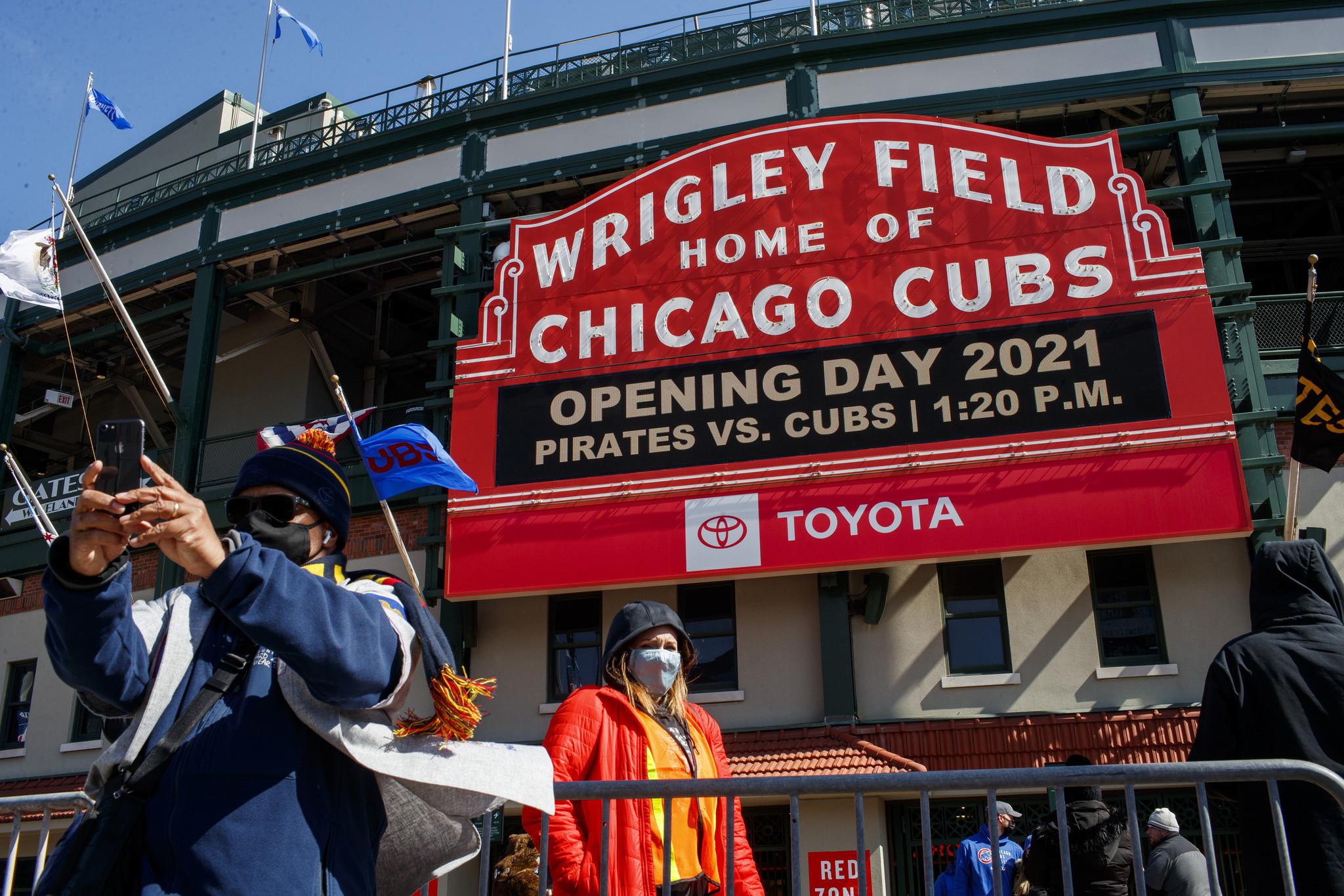 Column: Chicago Cubs shortstop Javier Baez is a 1-percenter
