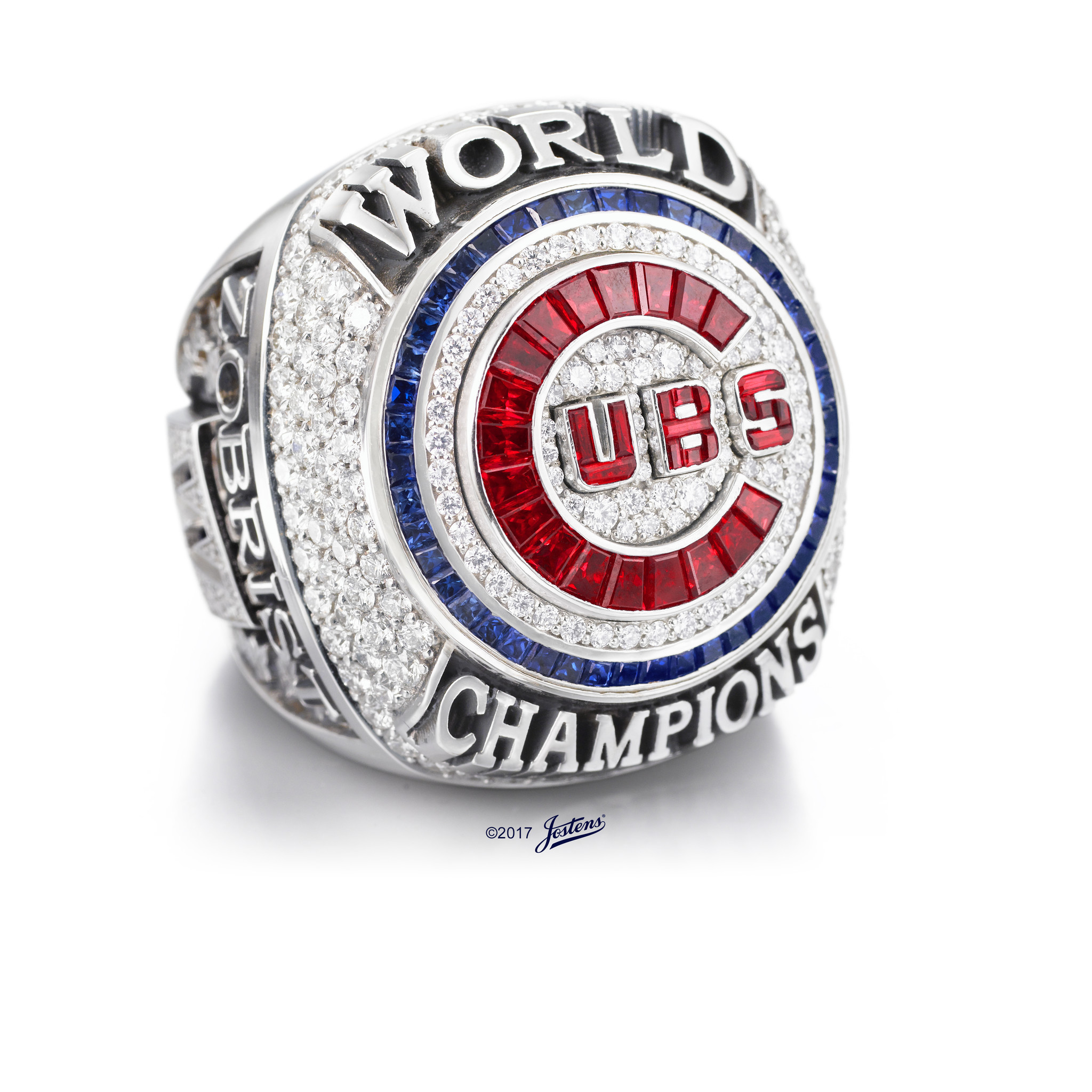 Rick Renteria on receiving Cubs World Series ring: 'A classy gesture
