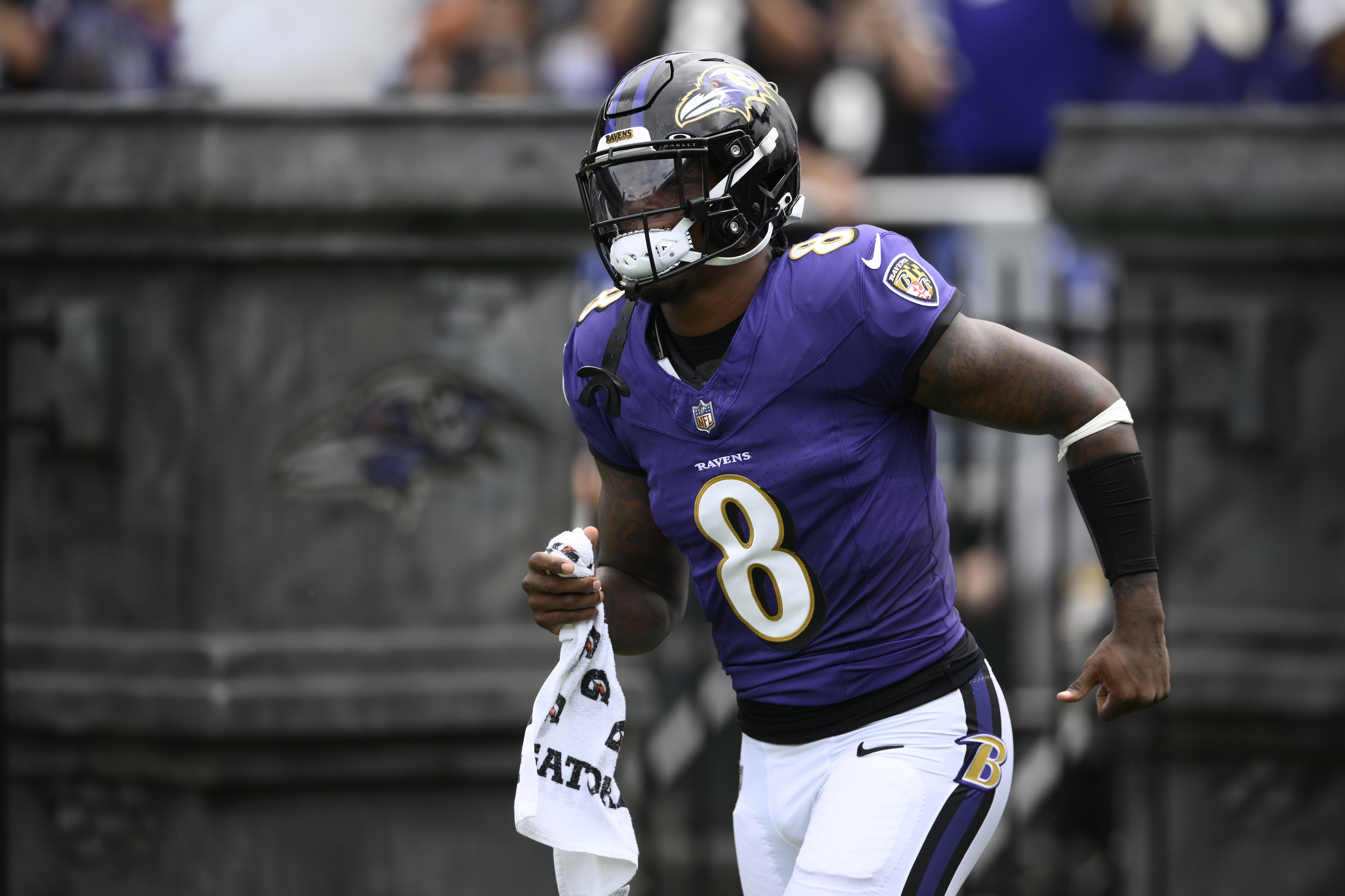 News & Notes: Lamar Jackson Is Adding More Tricks to His Bag