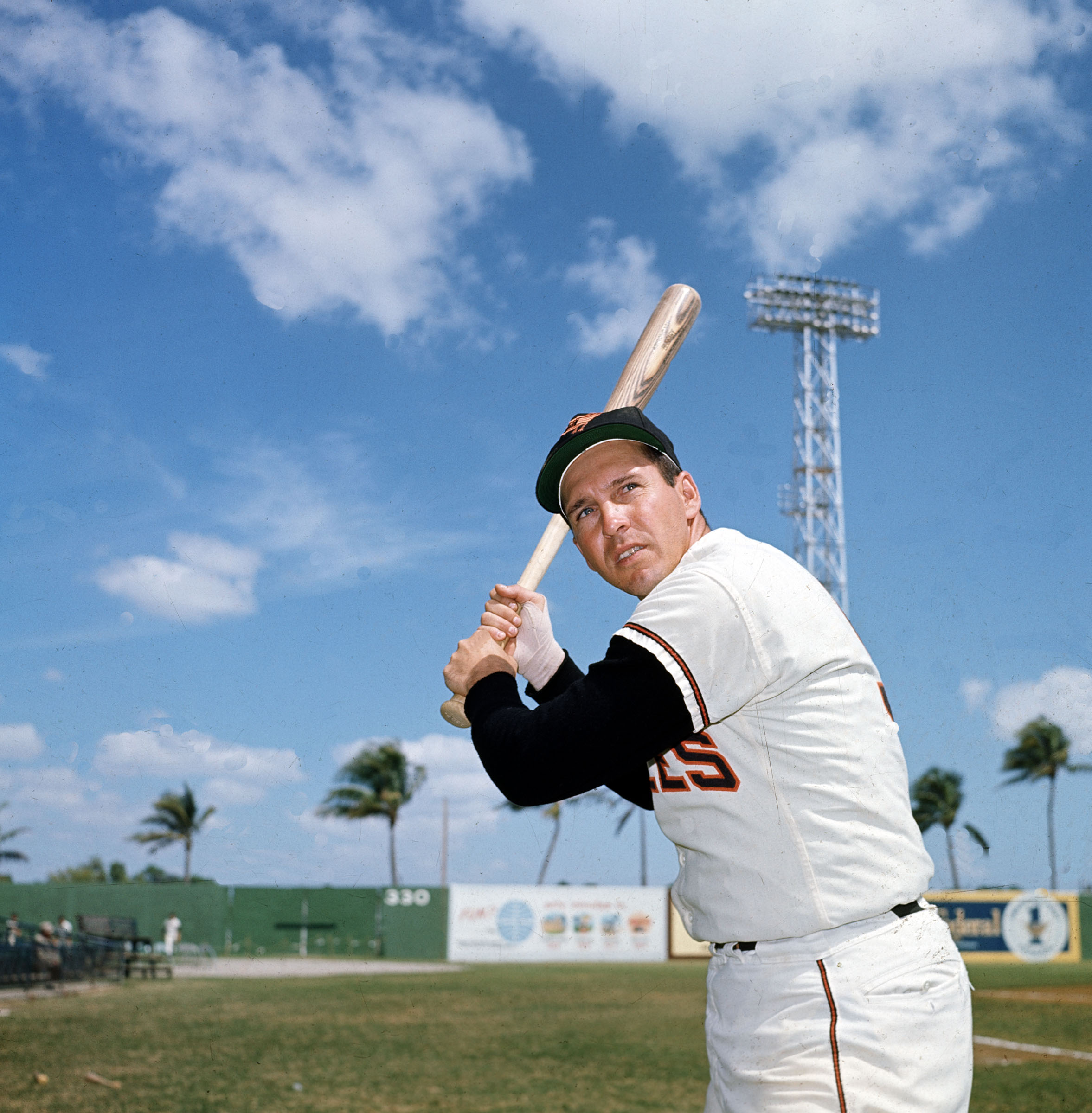 Brooks Robinson, Hall of Fame 3B for the Orioles, dies at 86 - NBC