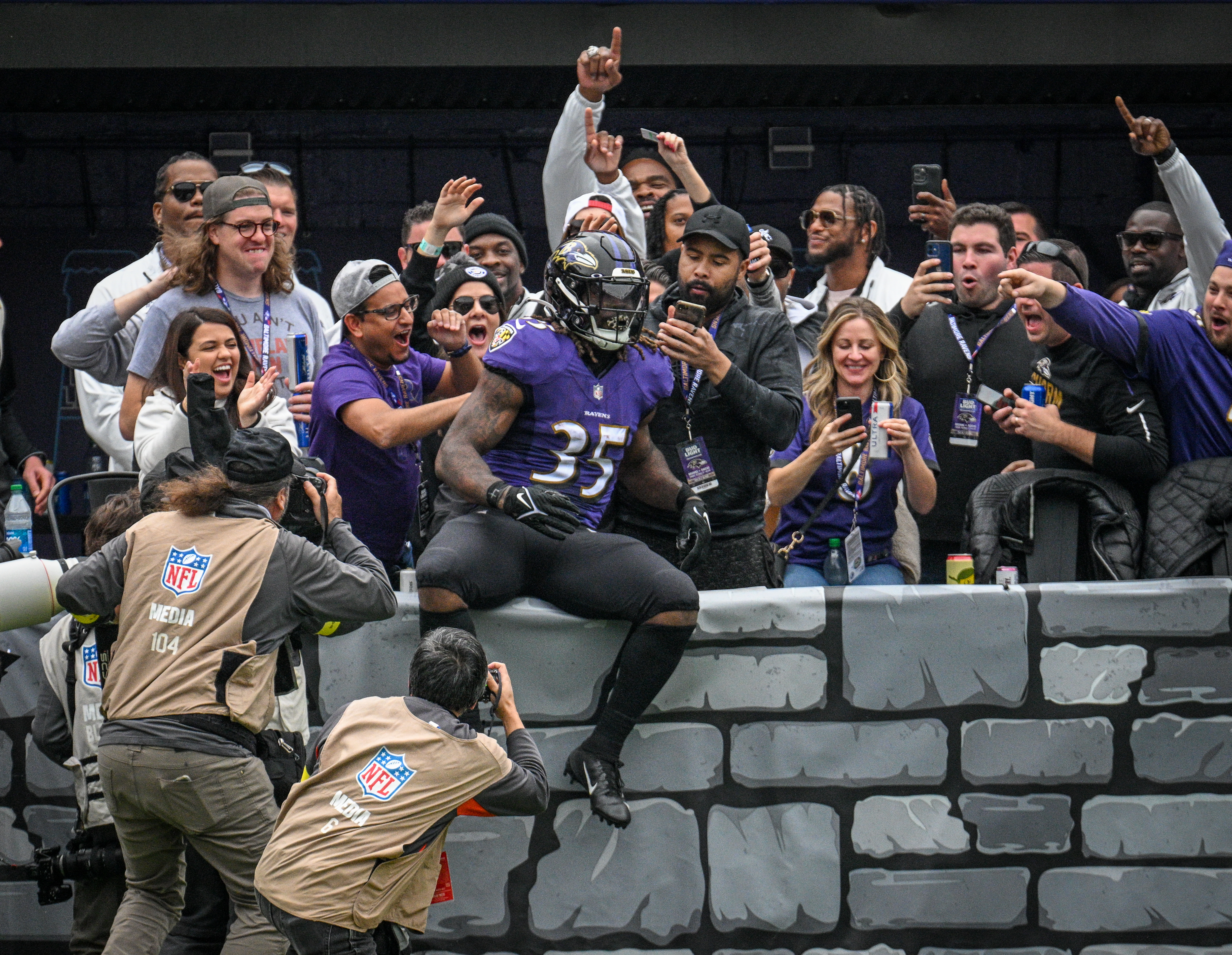 Baltimore Ravens safety Marcus Williams (32) celebrates during an