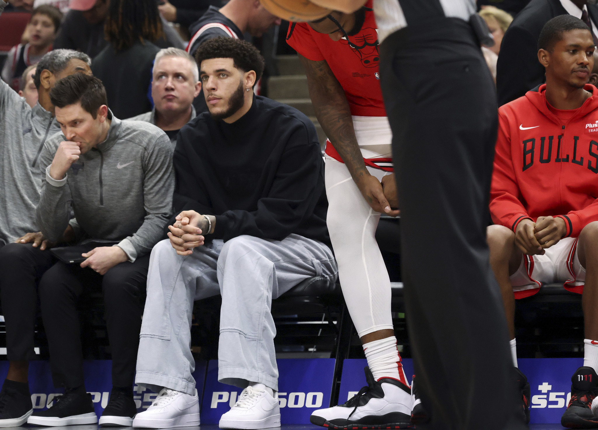Lonzo Ball says he still hopes to play for Bulls this season
