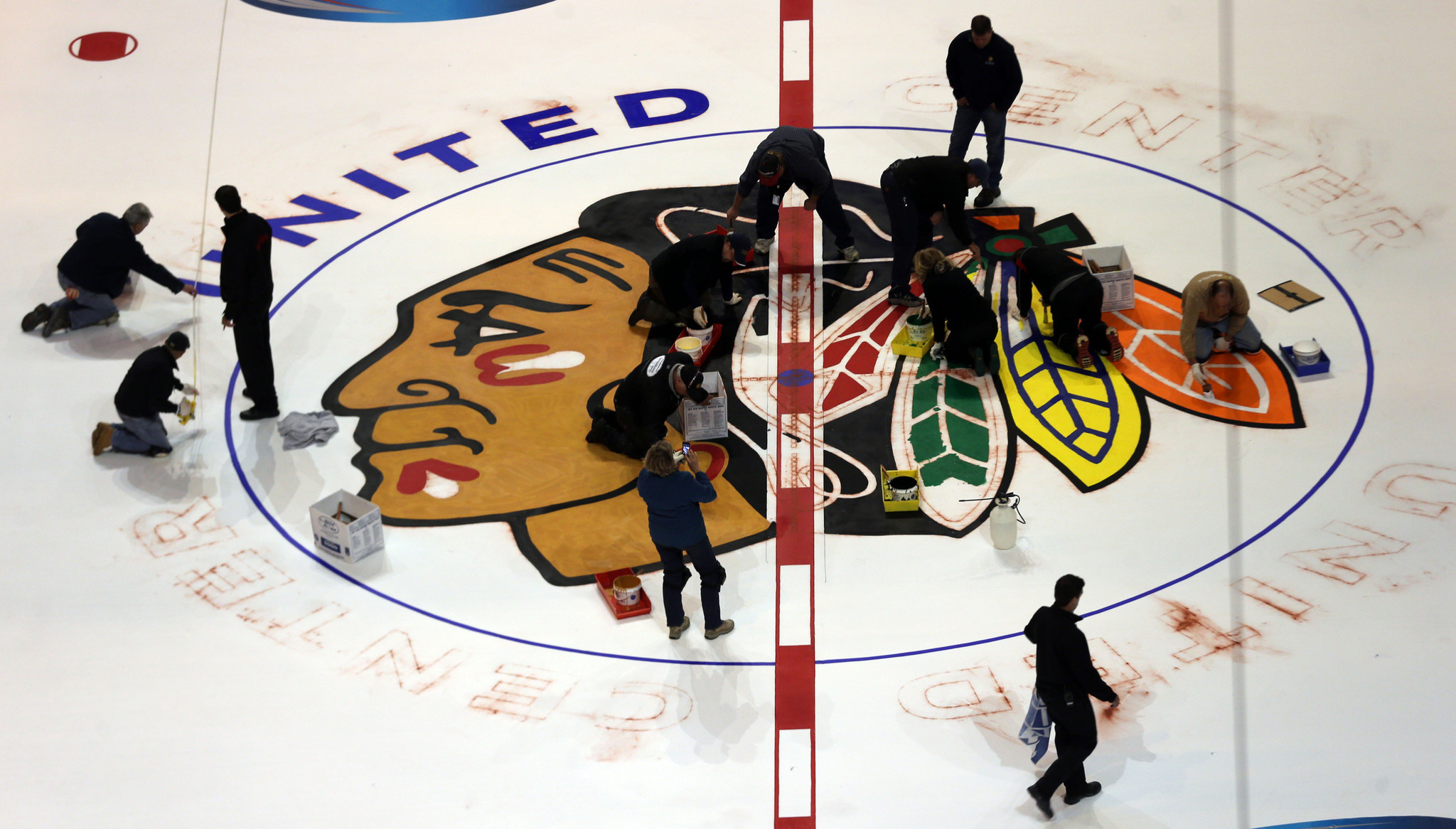 Chicago Blackhawks to keep name, vow change through dialogue: 'There is a  fine line between respect and disrespect