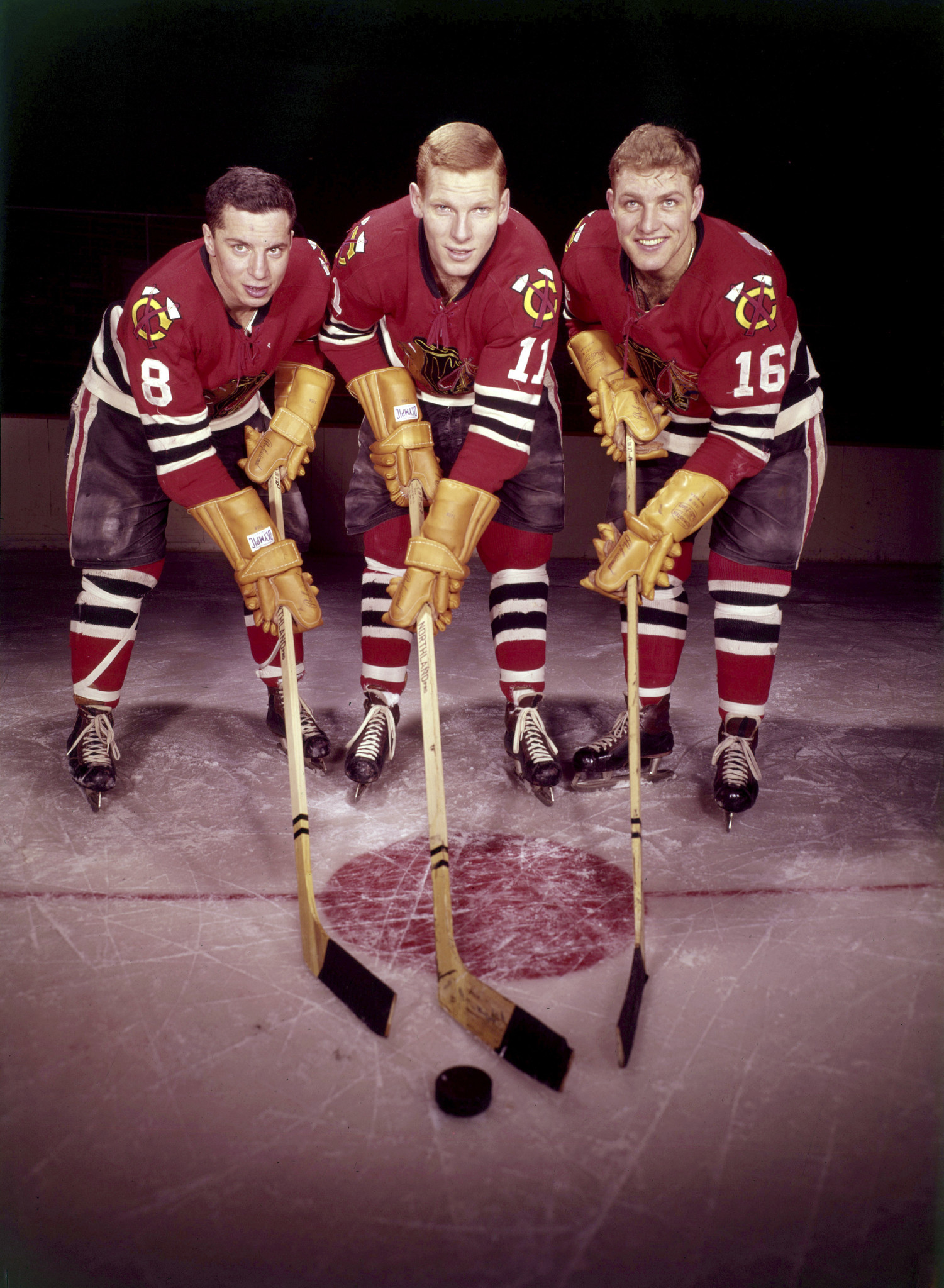 Chicago Blackhawks honor 1961 Stanley Cup team